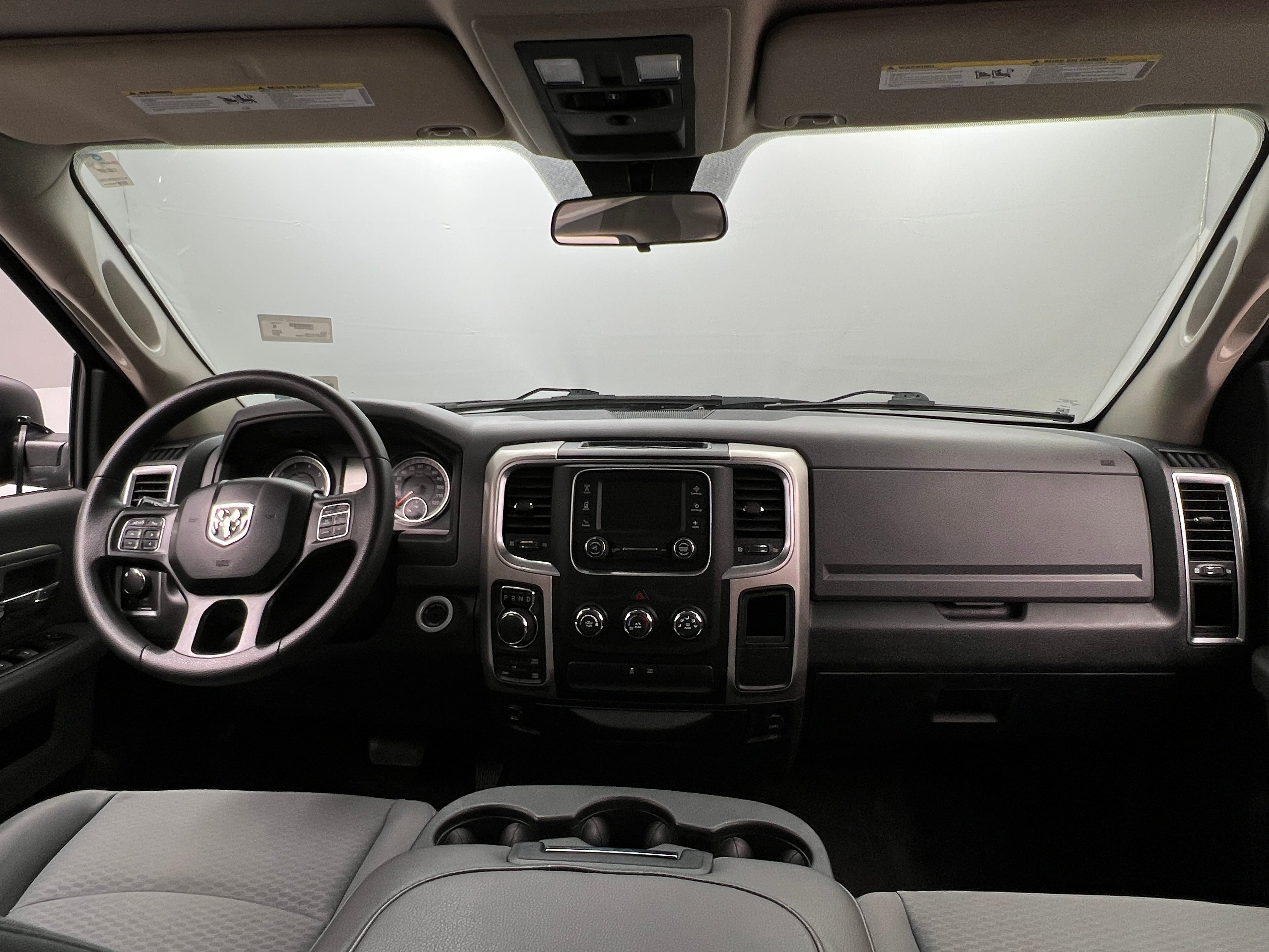 2017 RAM 1500 SLT 3