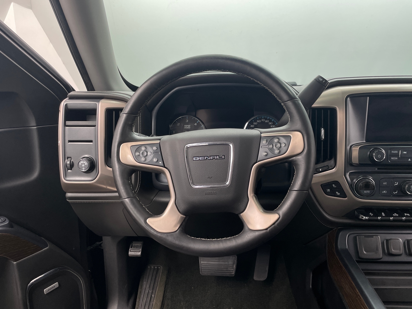 Thumbnail: 2017 GMC Sierra 1500 - 4