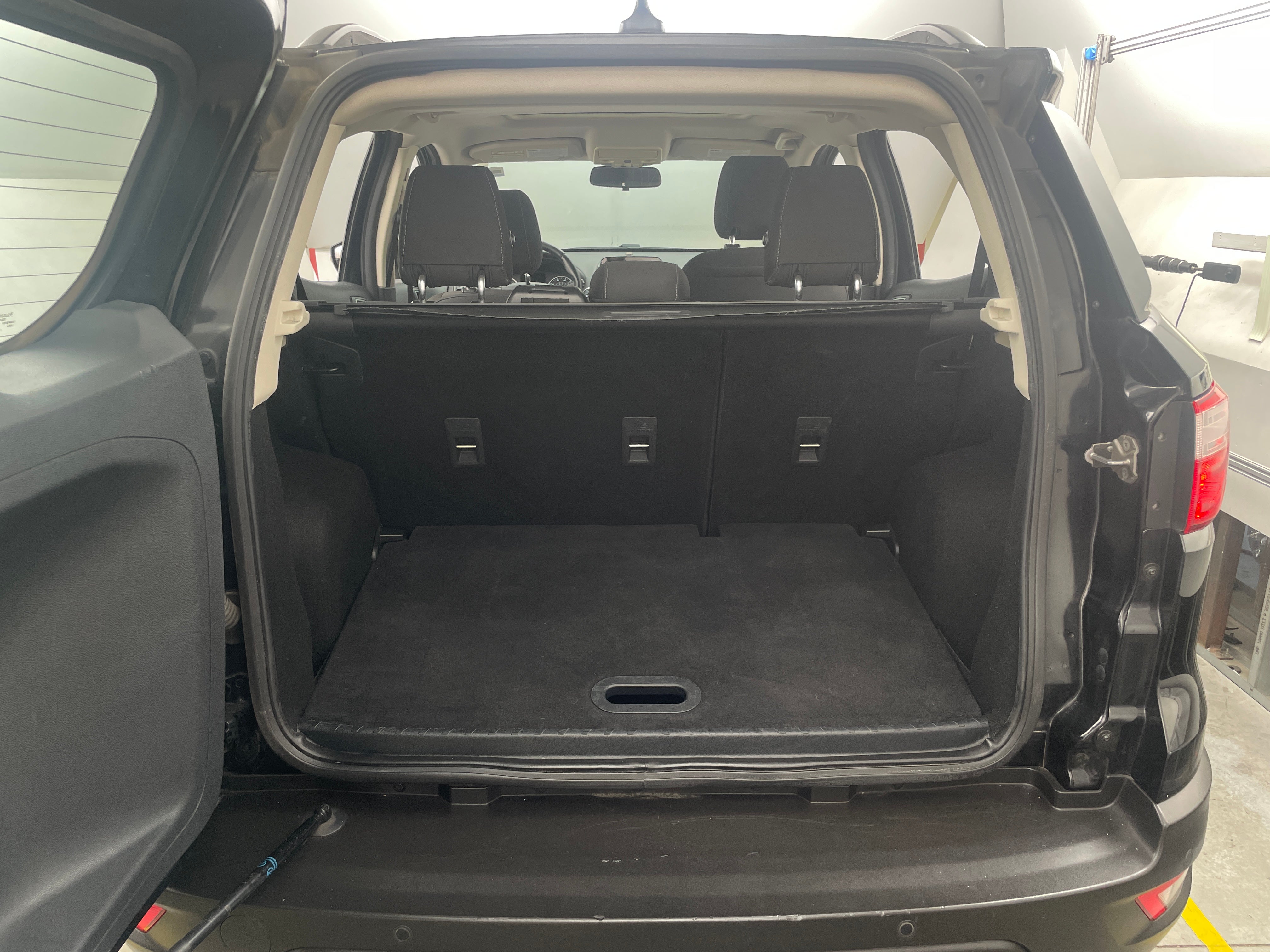 2018 Ford EcoSport SE 7