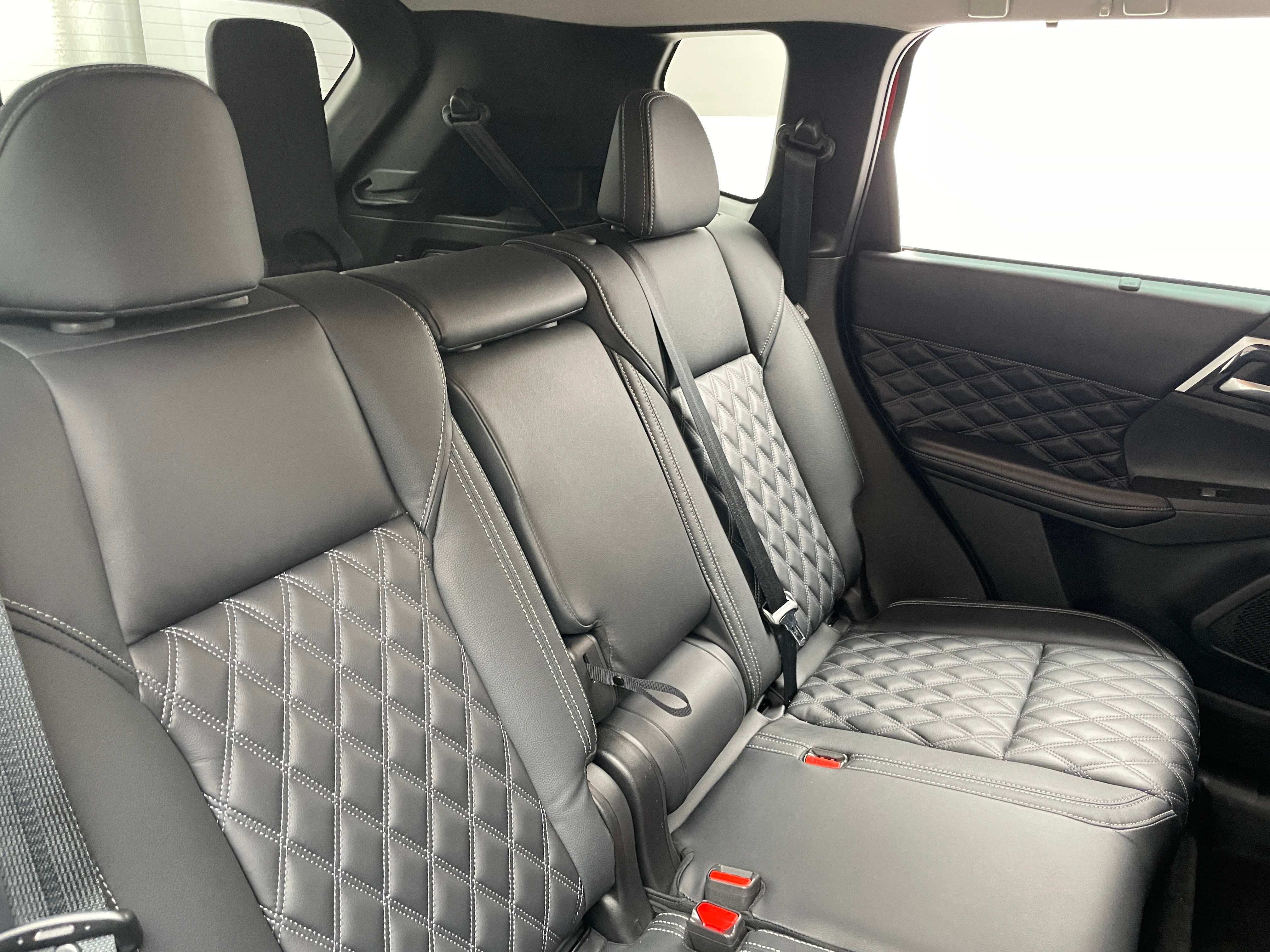 2023 Mitsubishi Outlander SEL 5