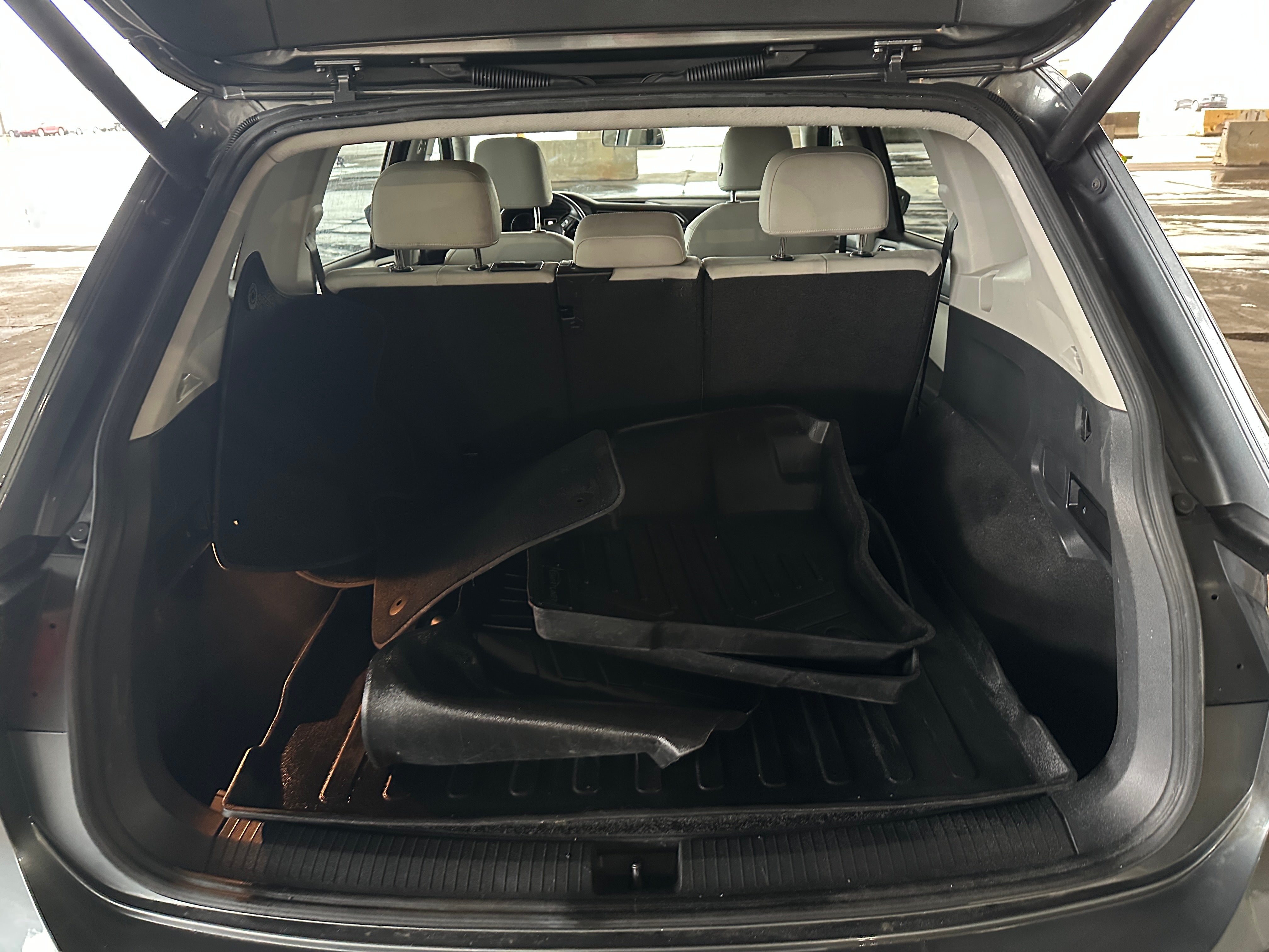 2018 Volkswagen Tiguan SEL 7