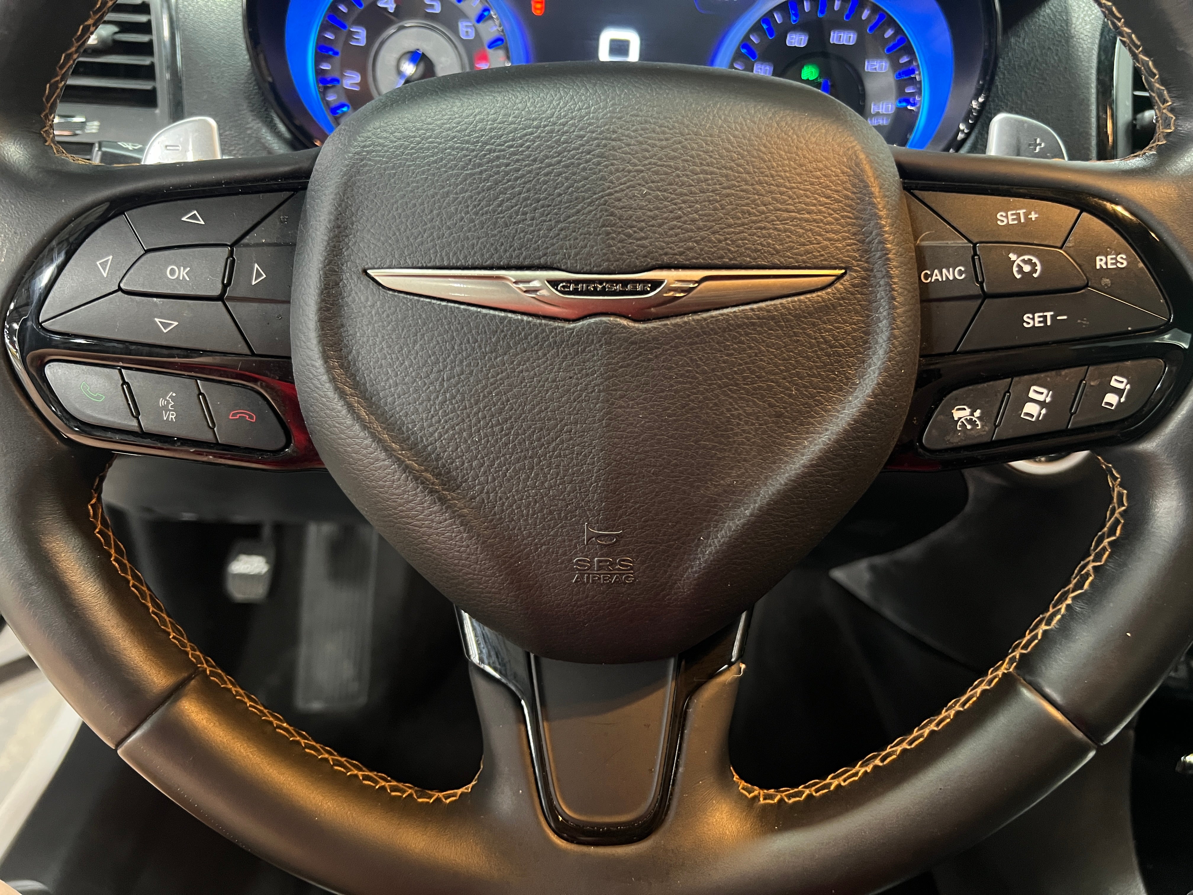 2017 Chrysler 300 S 4