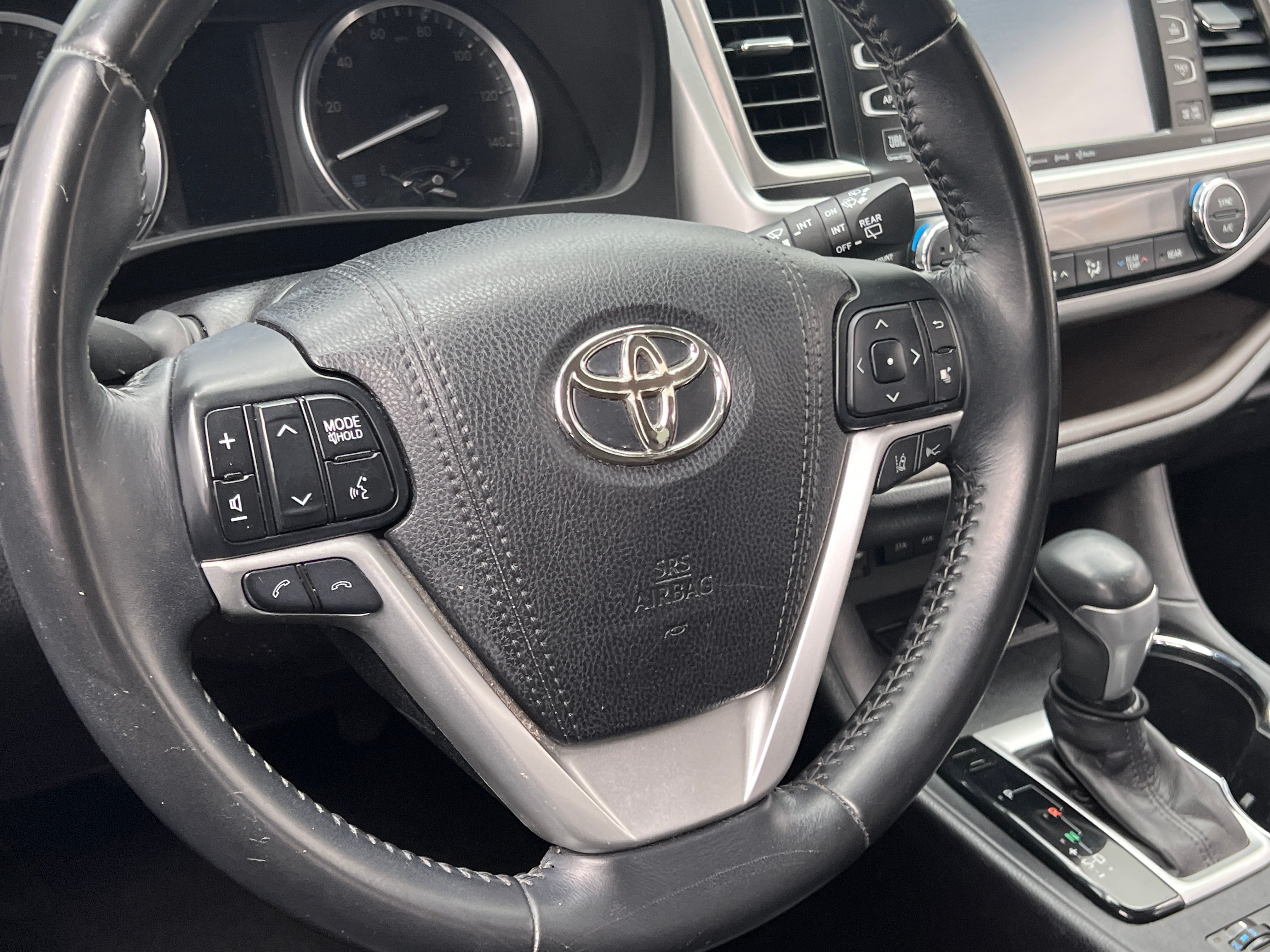 2017 Toyota Highlander Limited 4