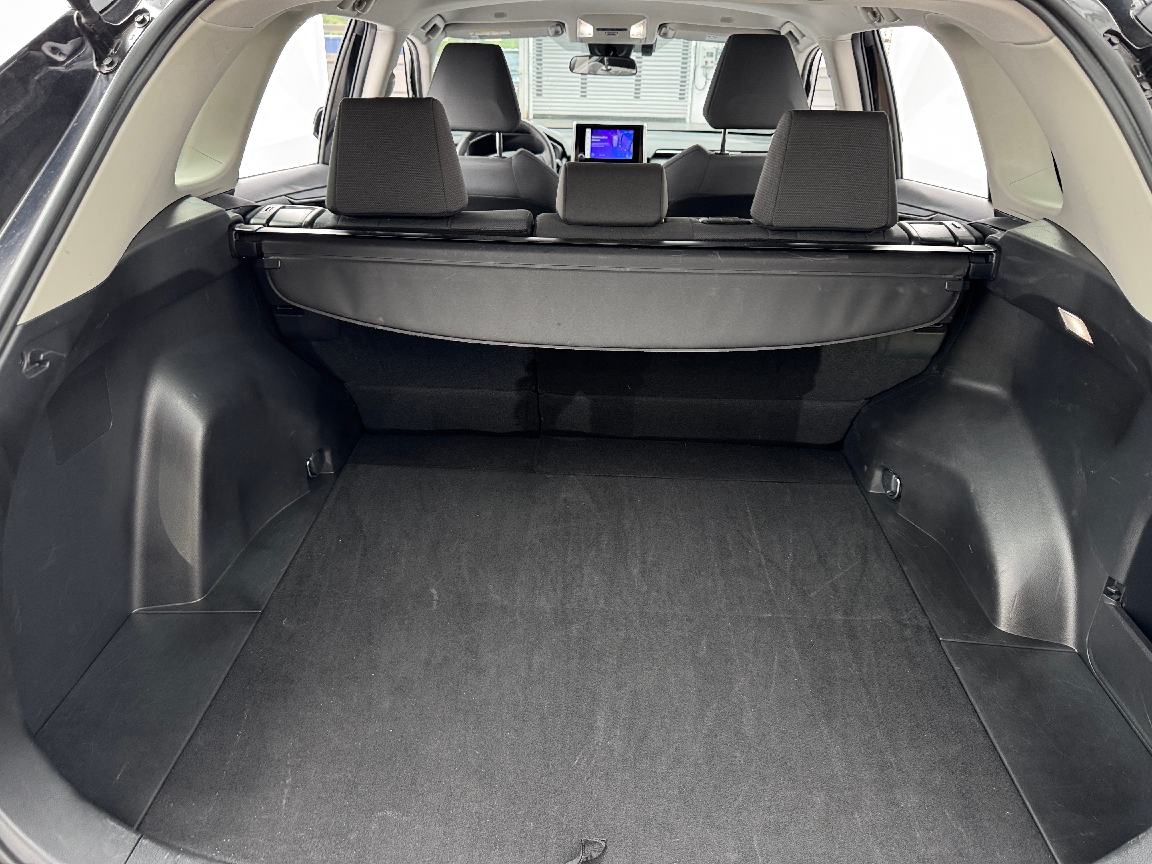 2024 Toyota RAV4 XLE 7