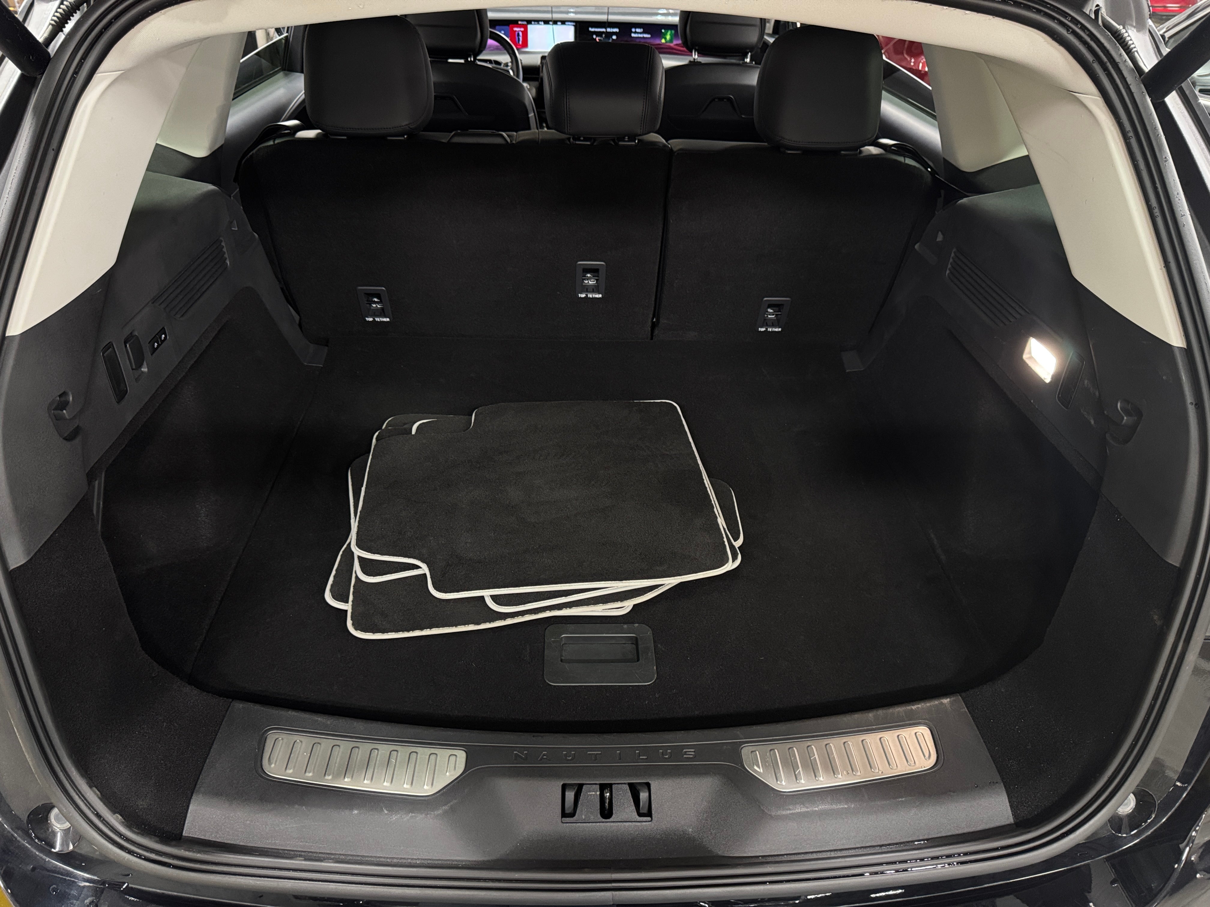 2024 Lincoln Nautilus Reserve 6