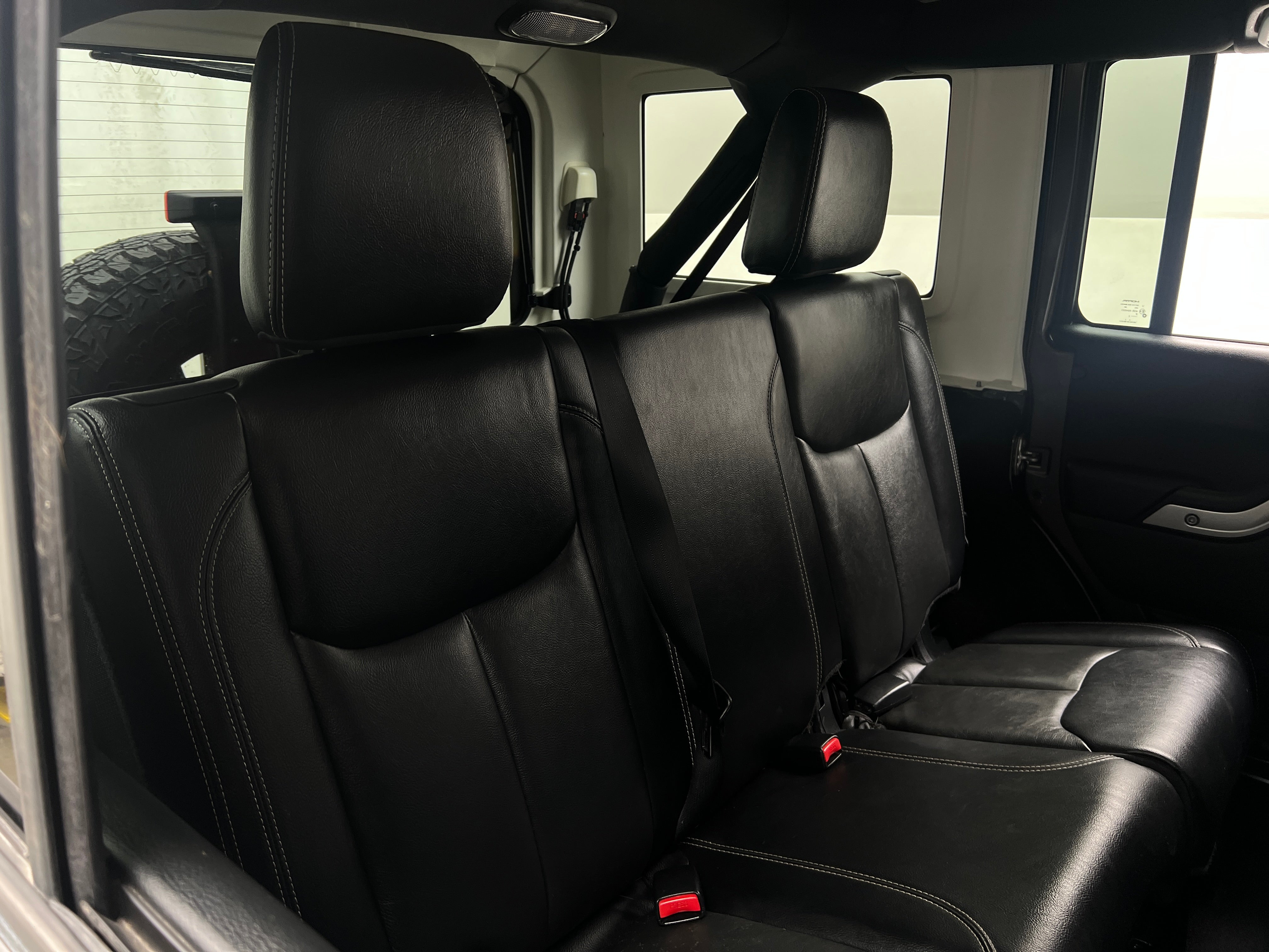 2016 Jeep Wrangler Unlimited Rubicon 5