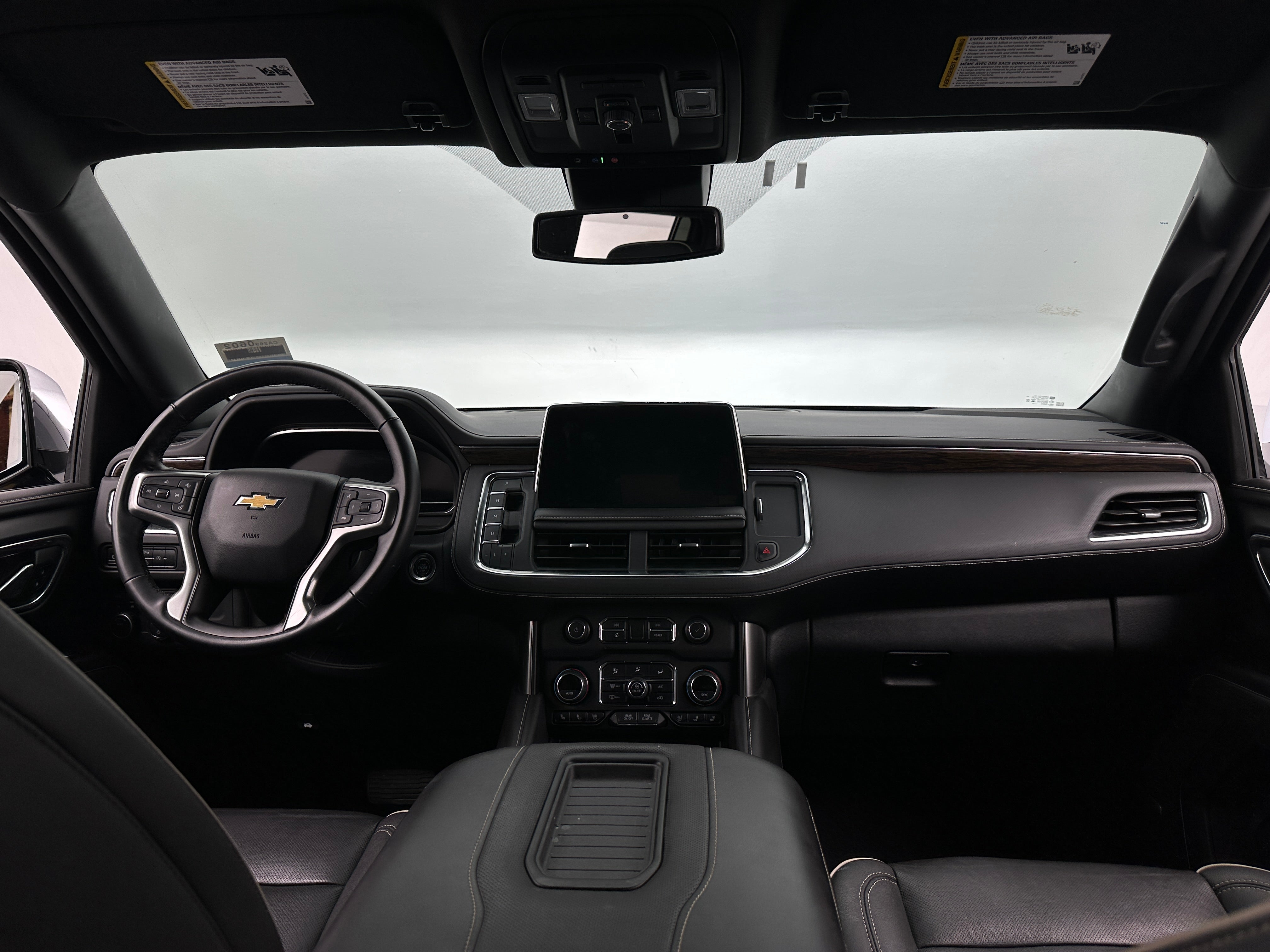 2023 Chevrolet Suburban Premier 2