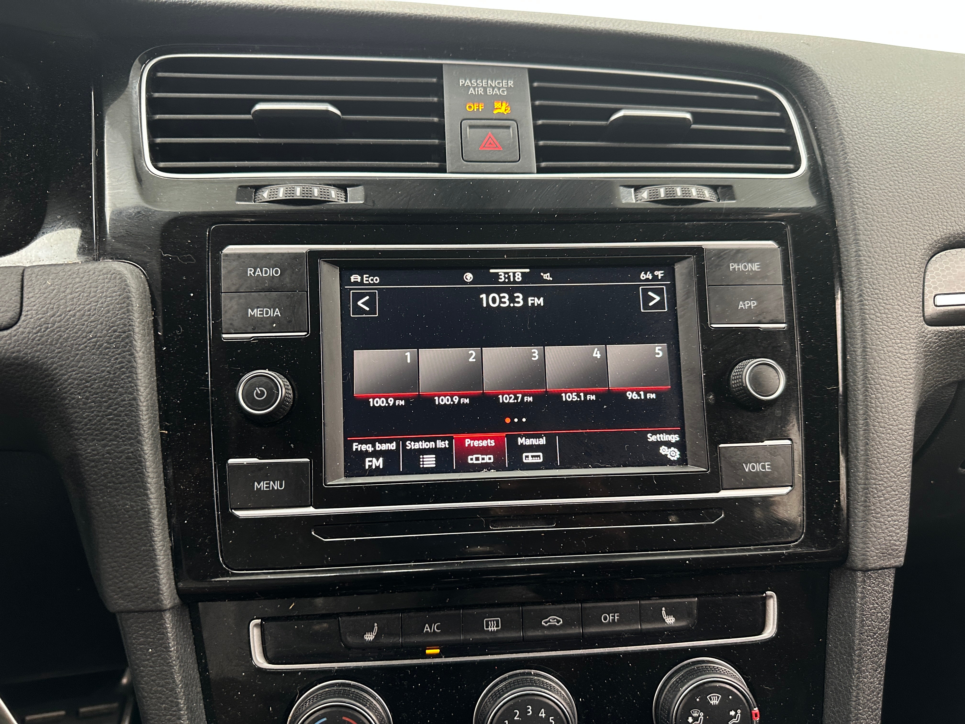2021 Volkswagen Golf GTI S 4