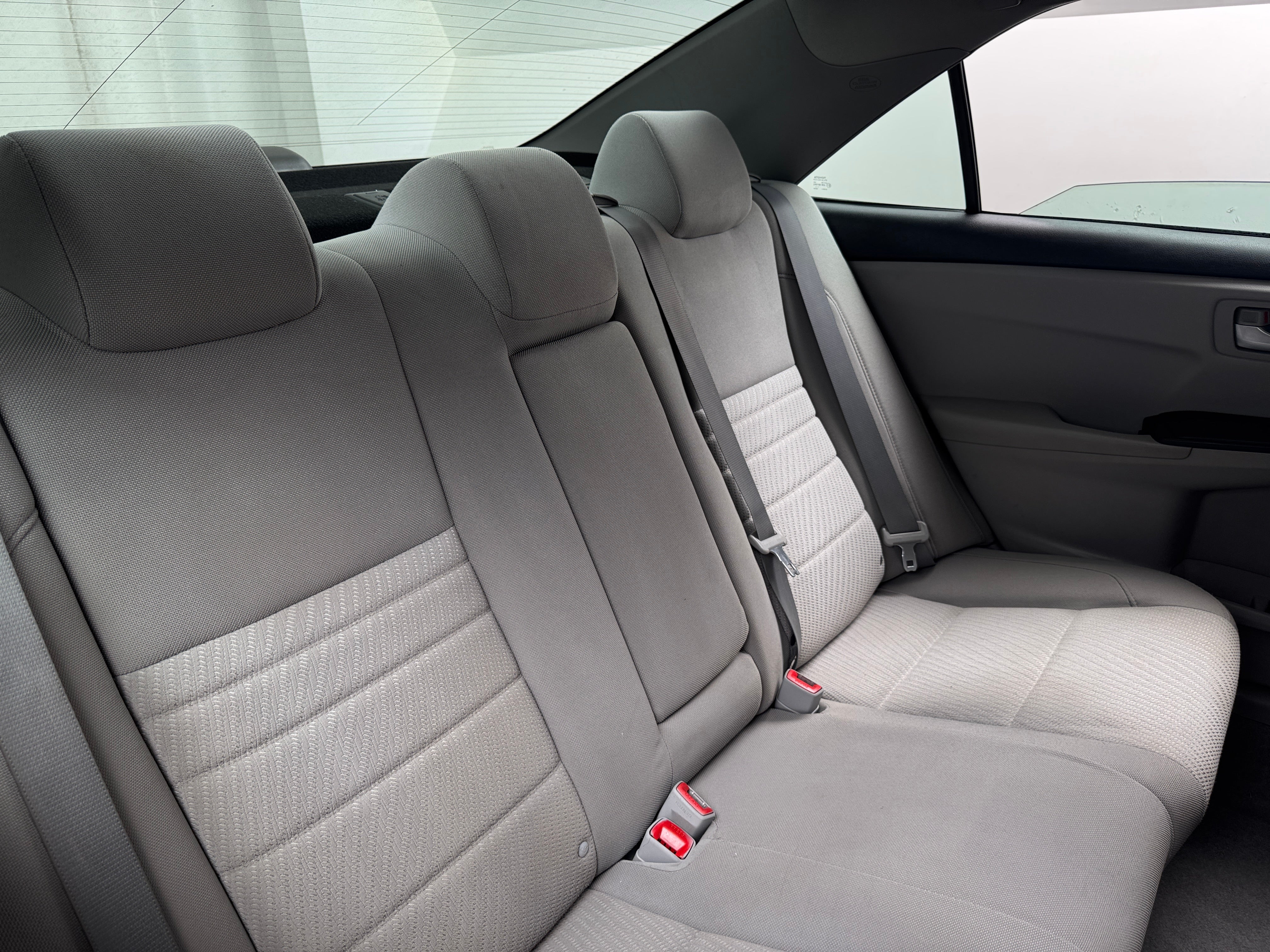 2017 Toyota Camry LE 6
