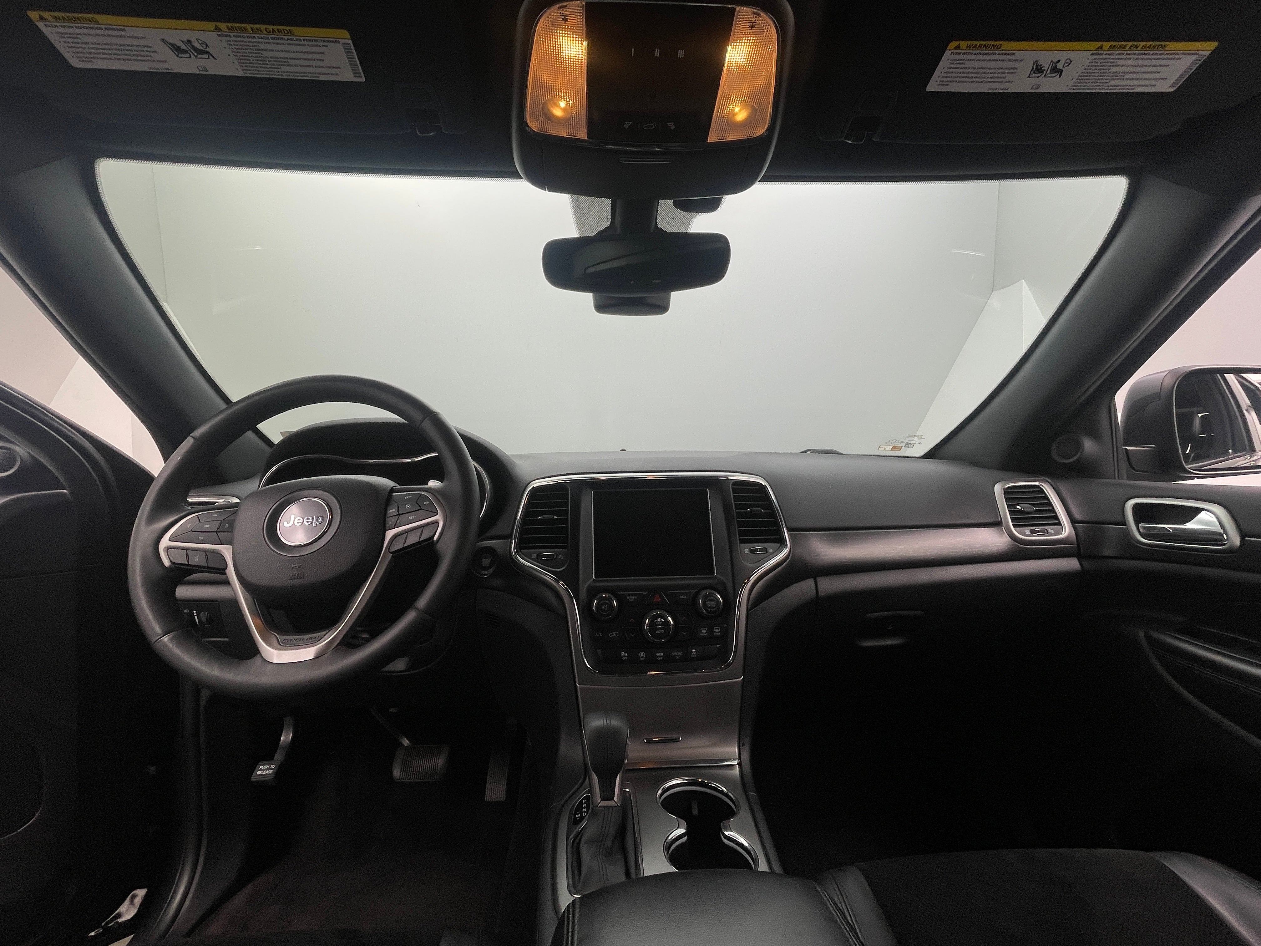 2017 Jeep Grand Cherokee Altitude 3