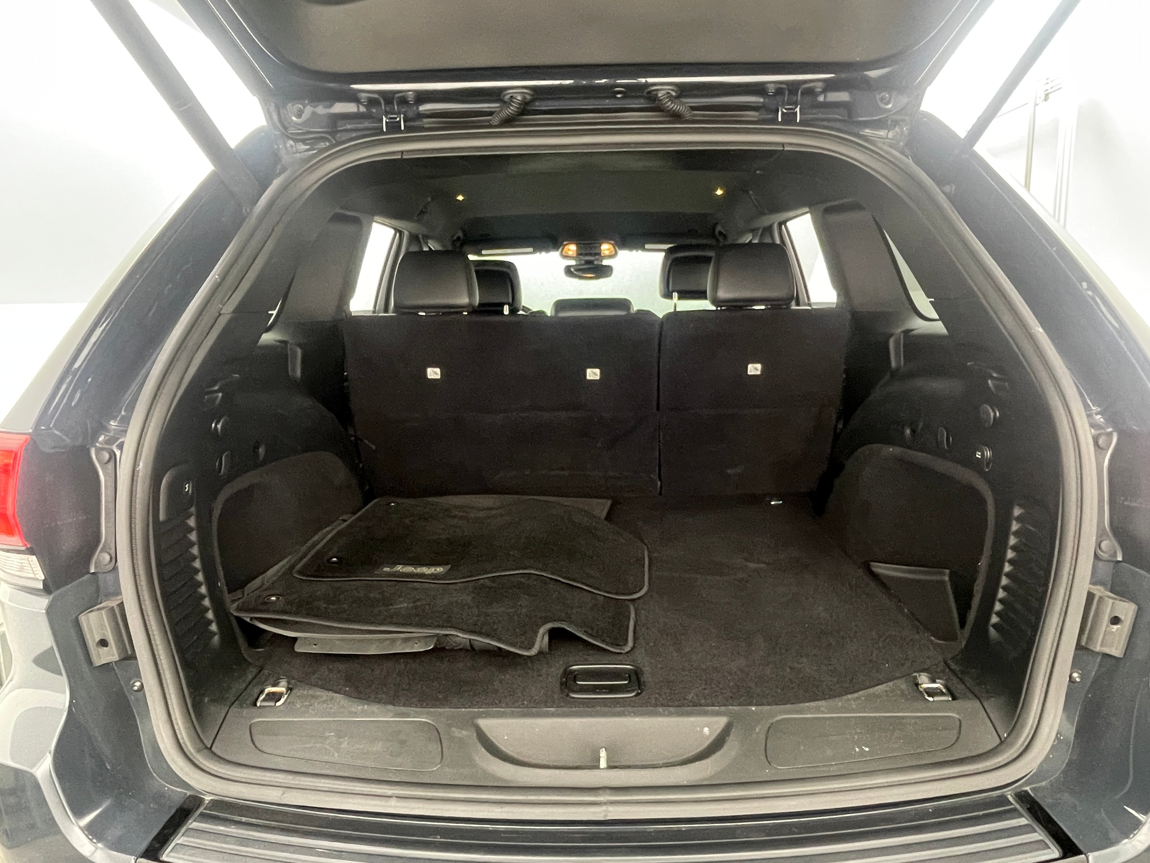 2017 Jeep Grand Cherokee Altitude 7