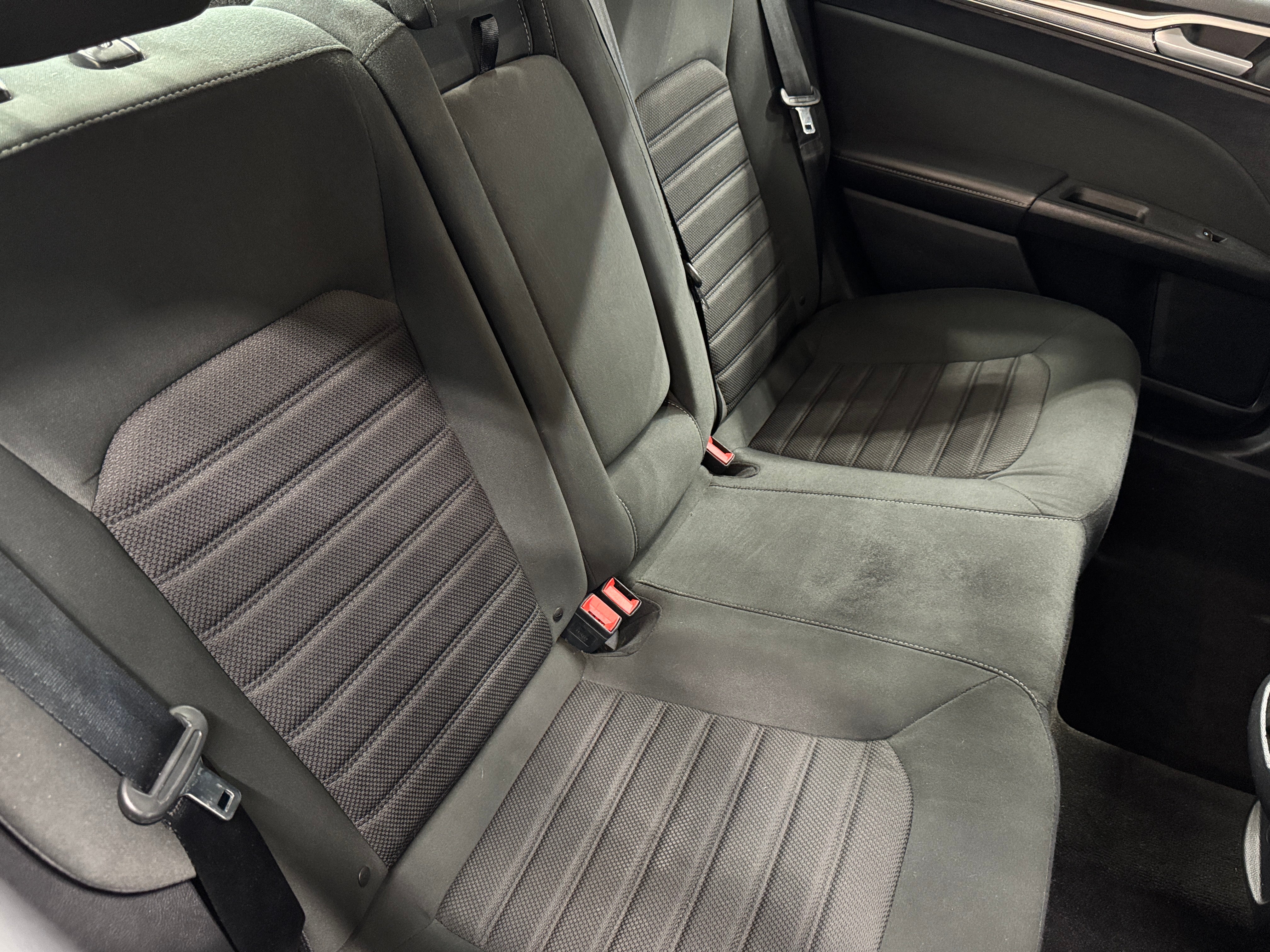 2020 Ford Fusion  6