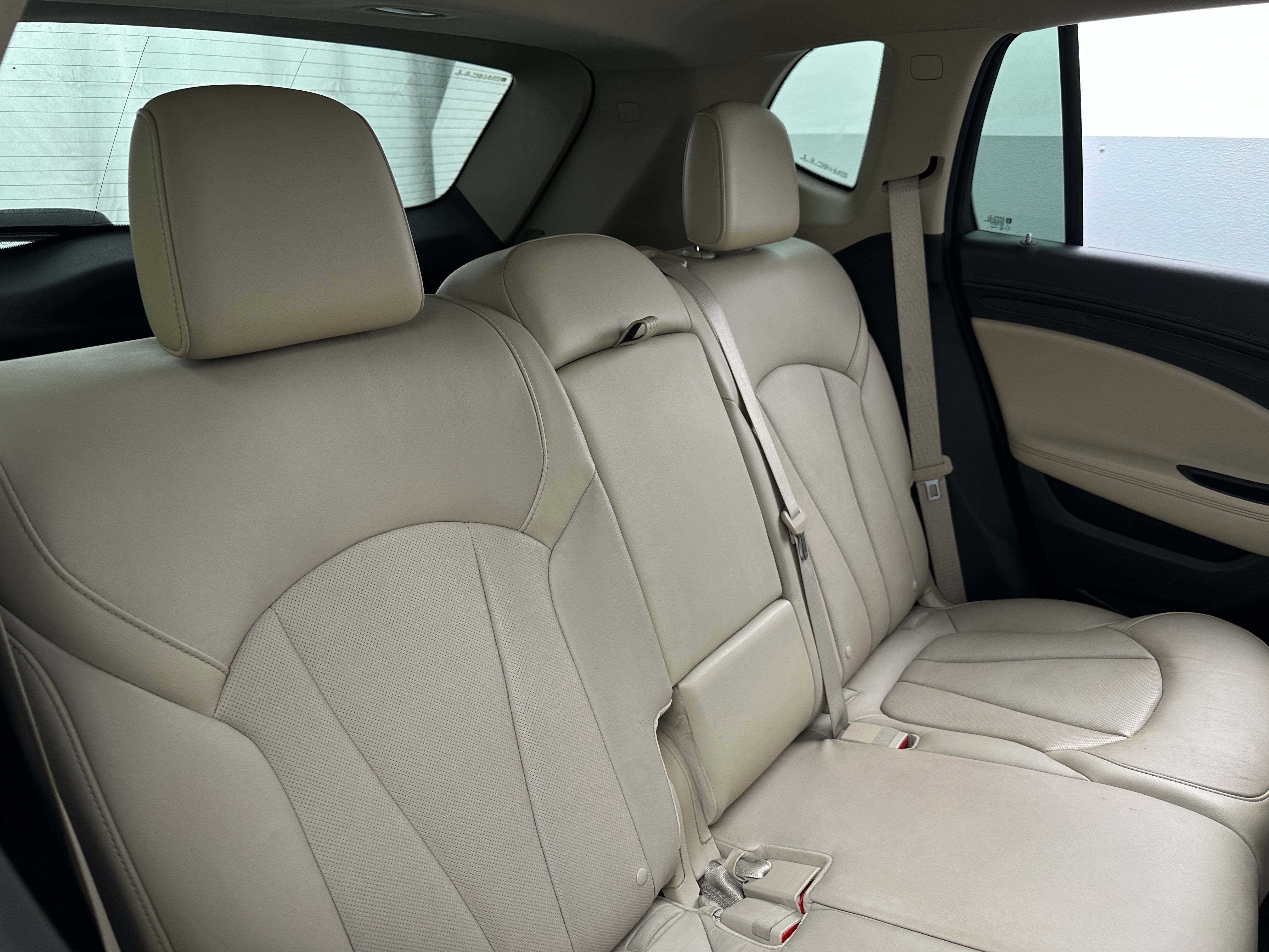 2017 Buick Envision Essence 5