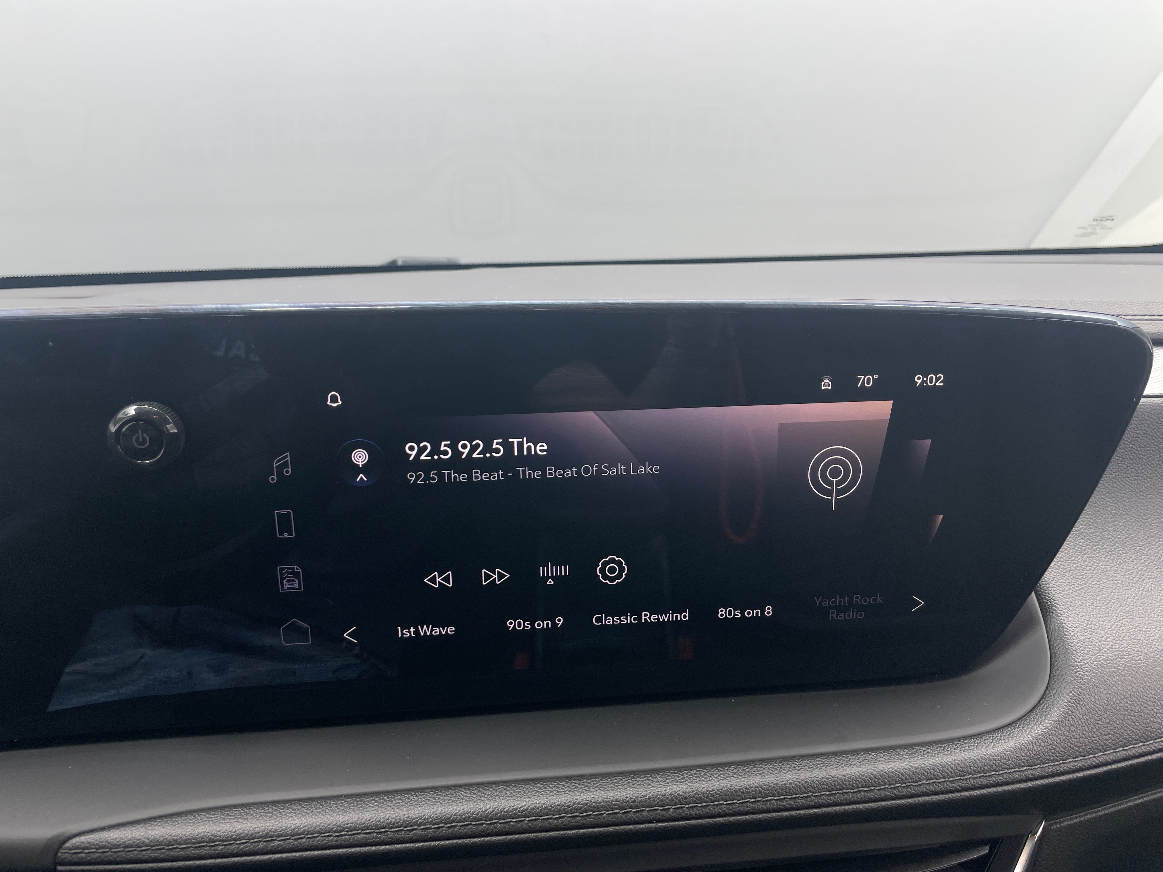 2024 Buick Encore GX Sport Touring 3