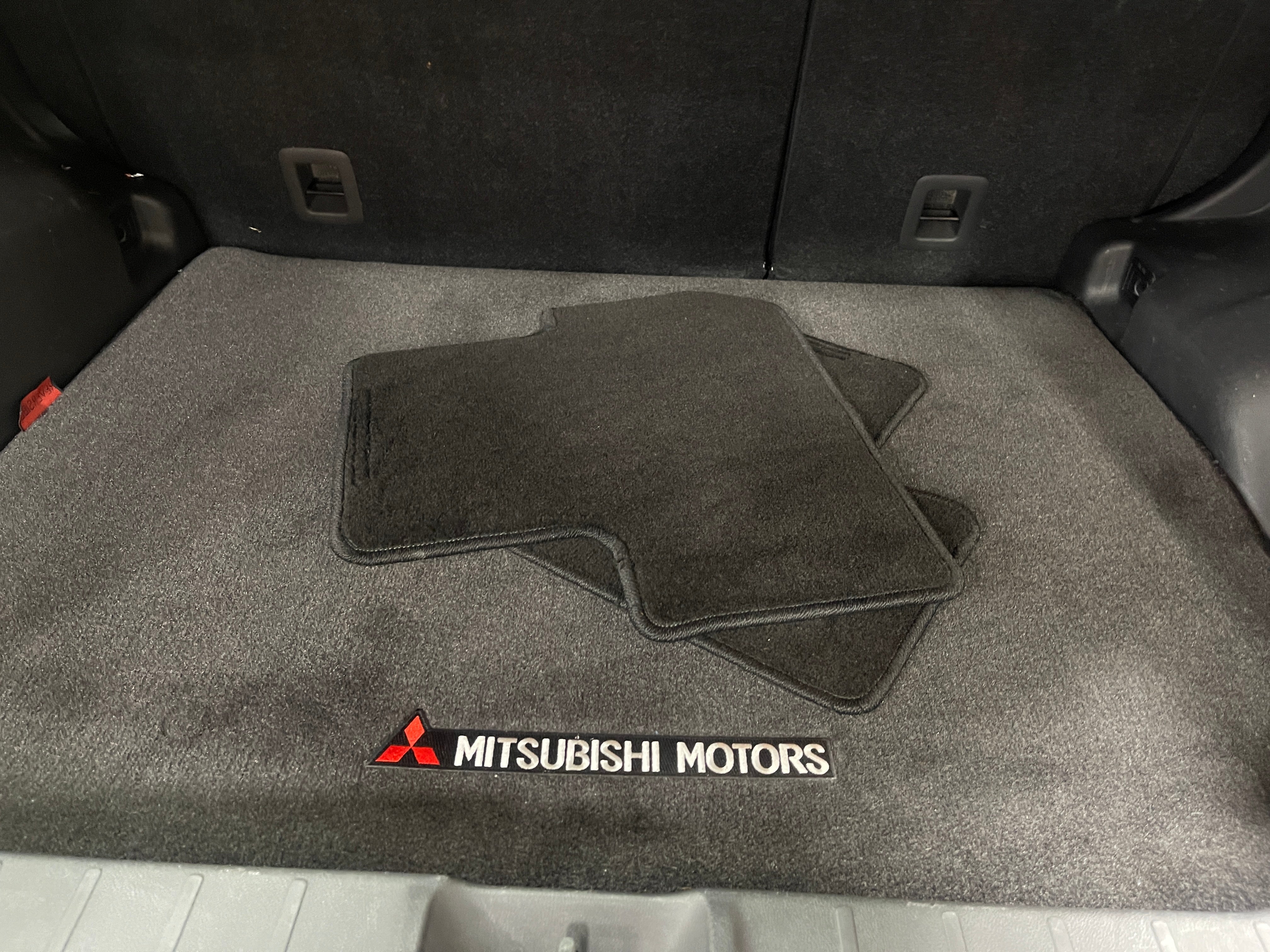 Thumbnail: 2015 Mitsubishi Outlander Sport - 7