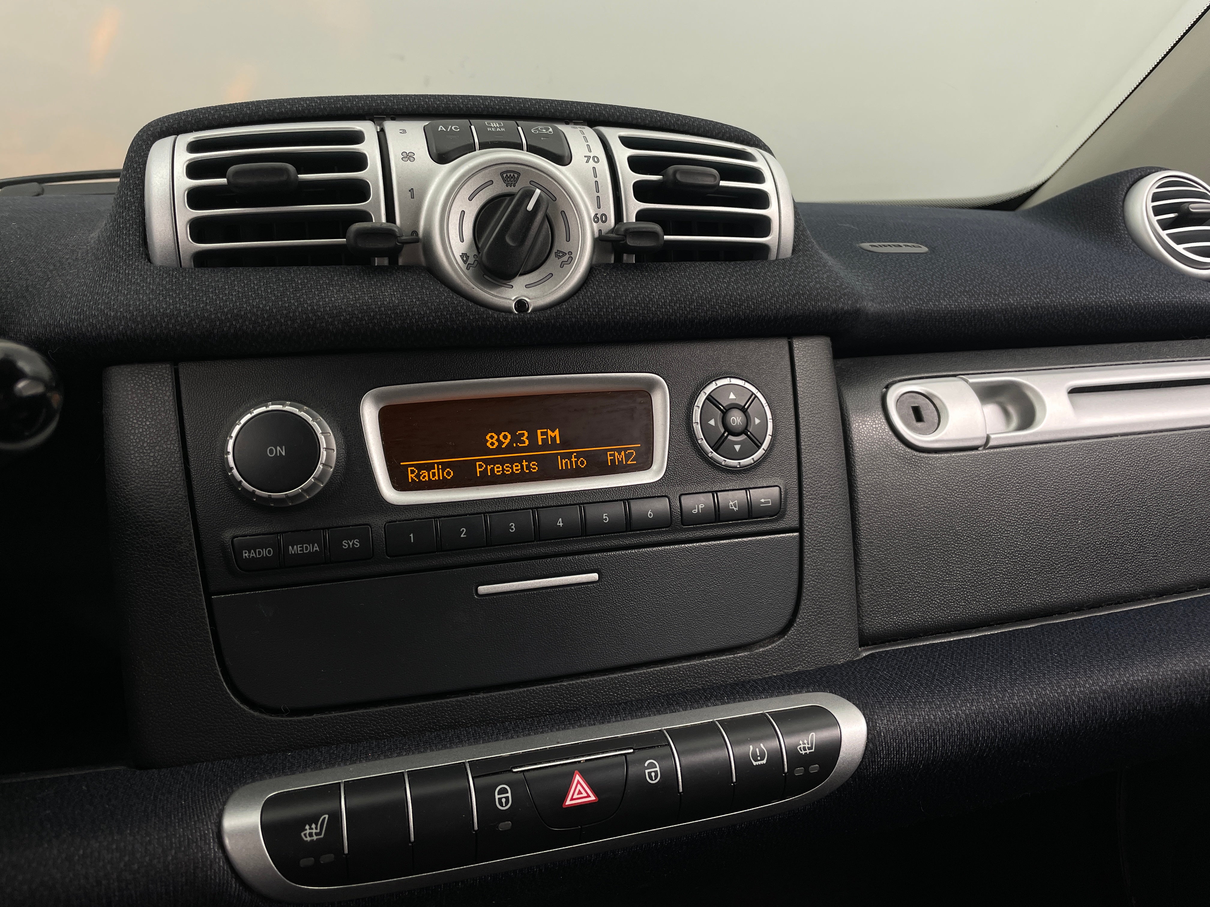 2015 smart fortwo Pure 4