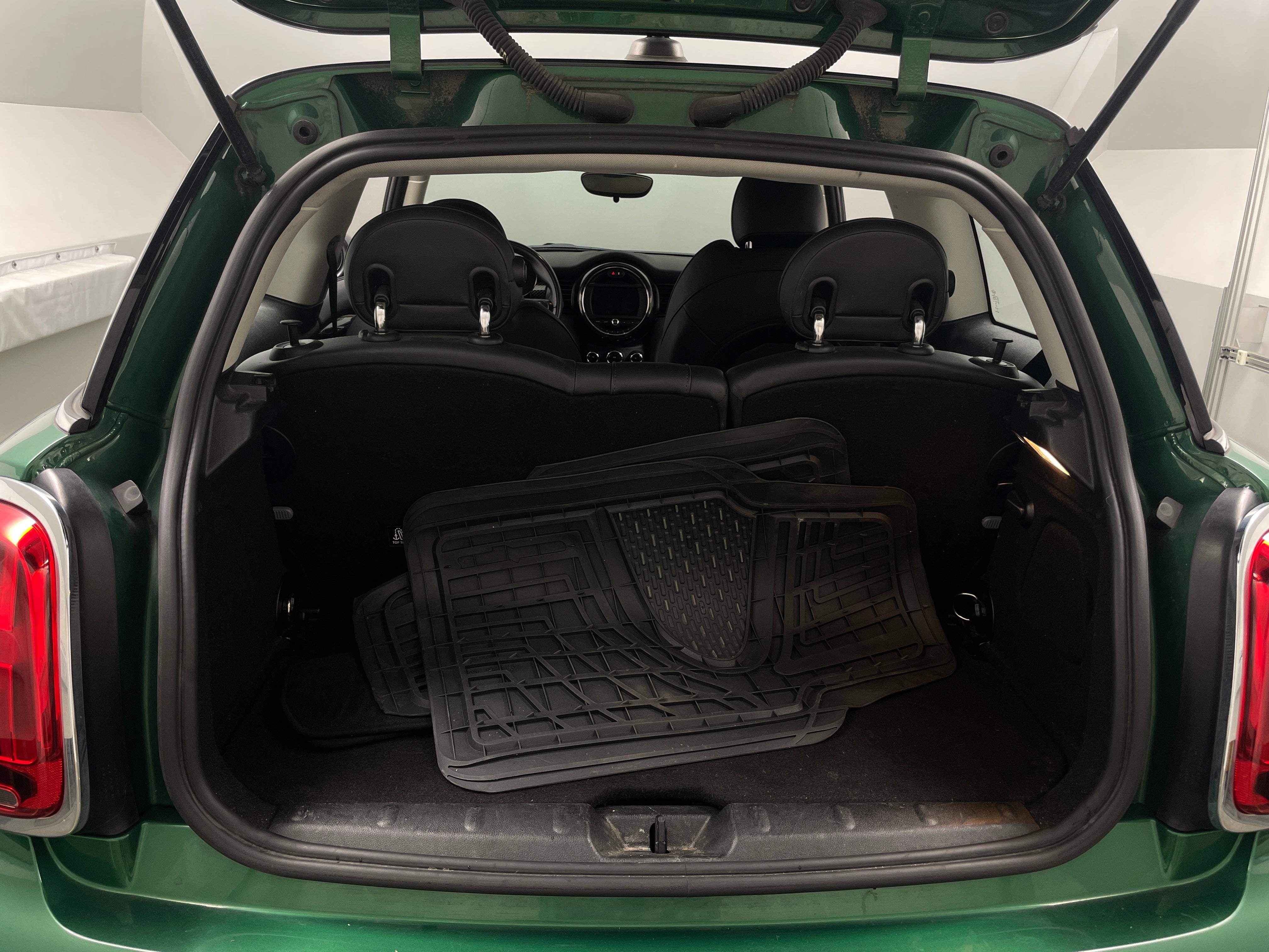 2021 MINI Cooper Hardtop SE 6