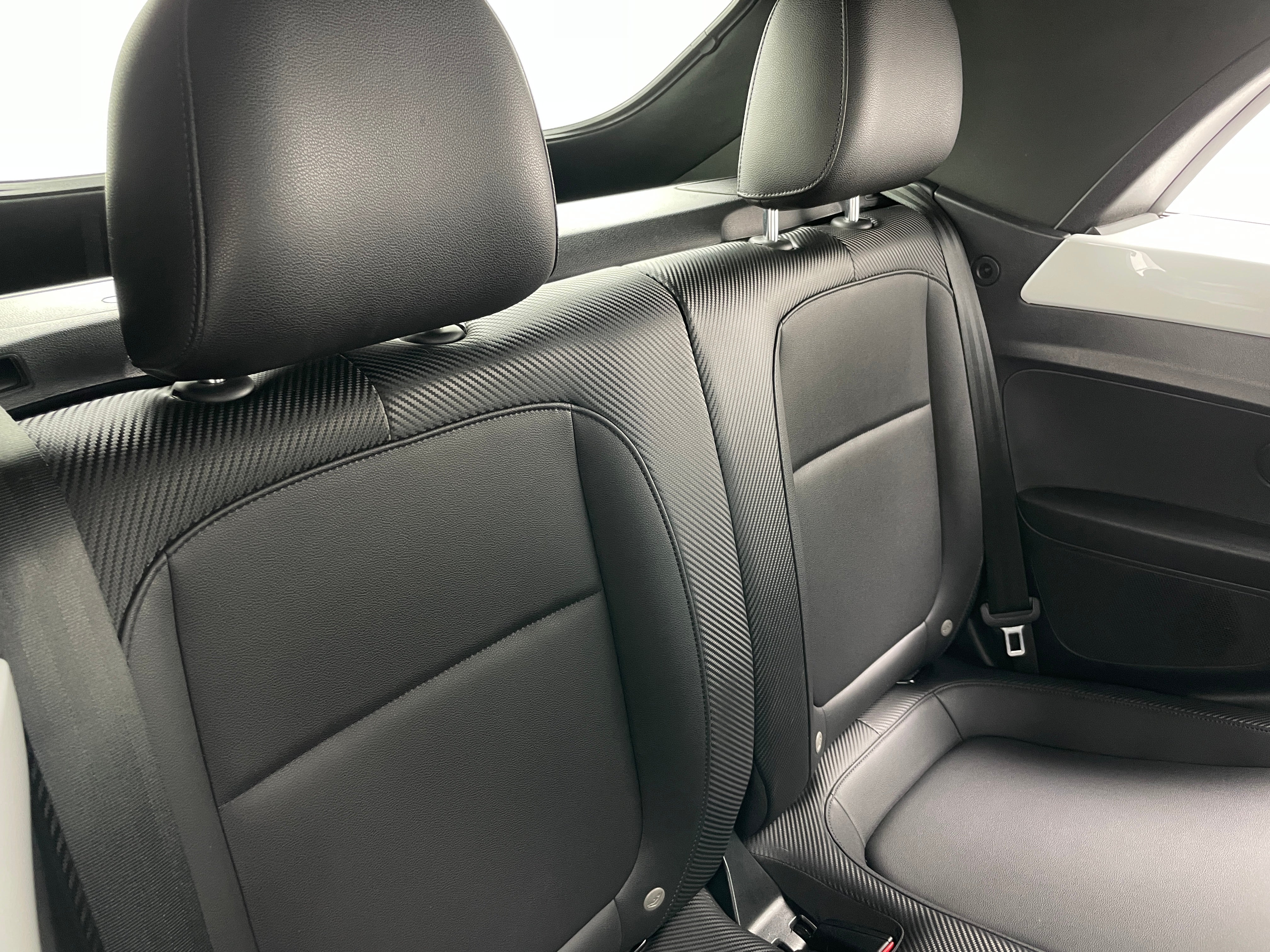 2019 Volkswagen Beetle SE 5