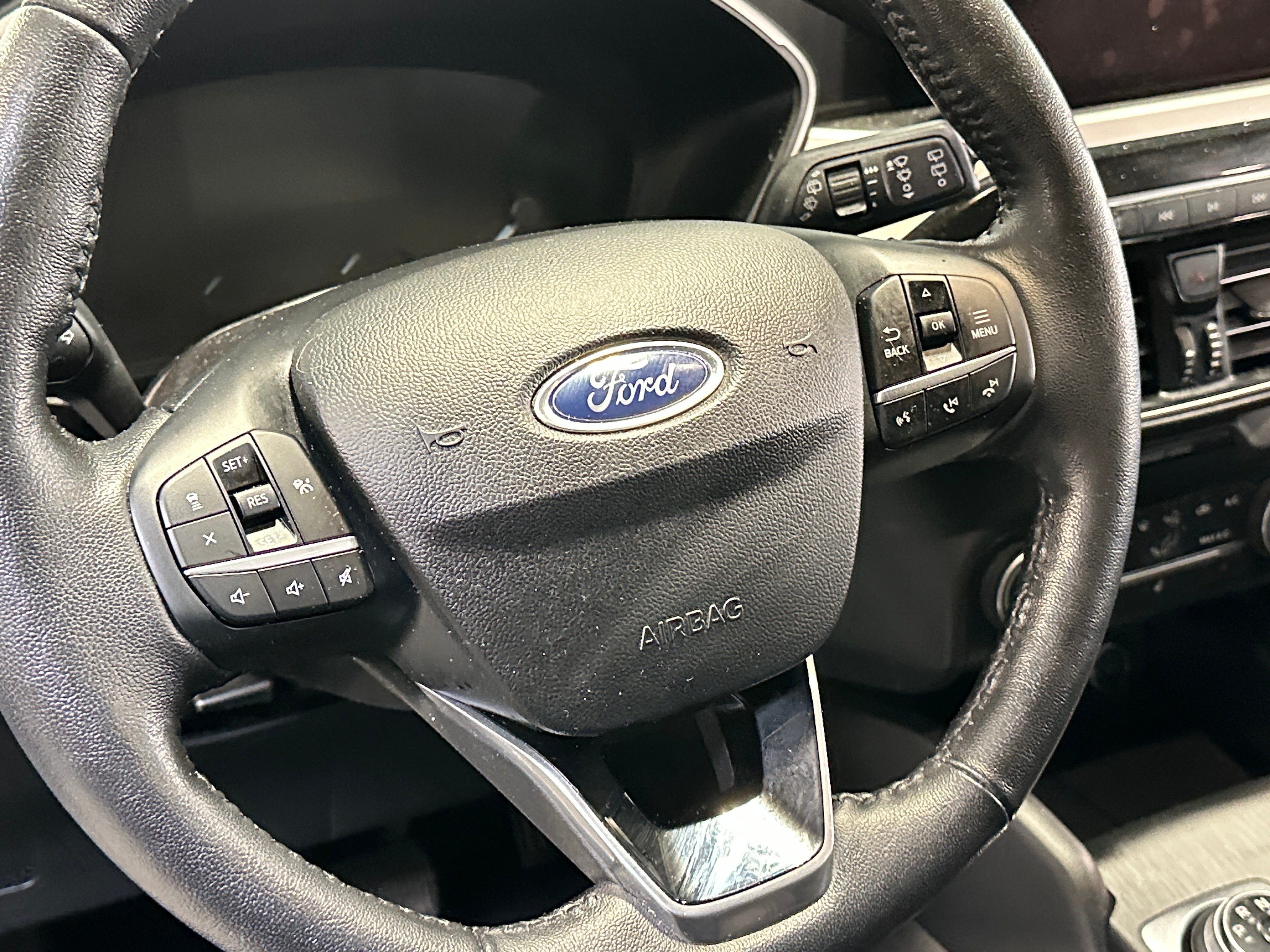 2020 Ford Escape SEL 4