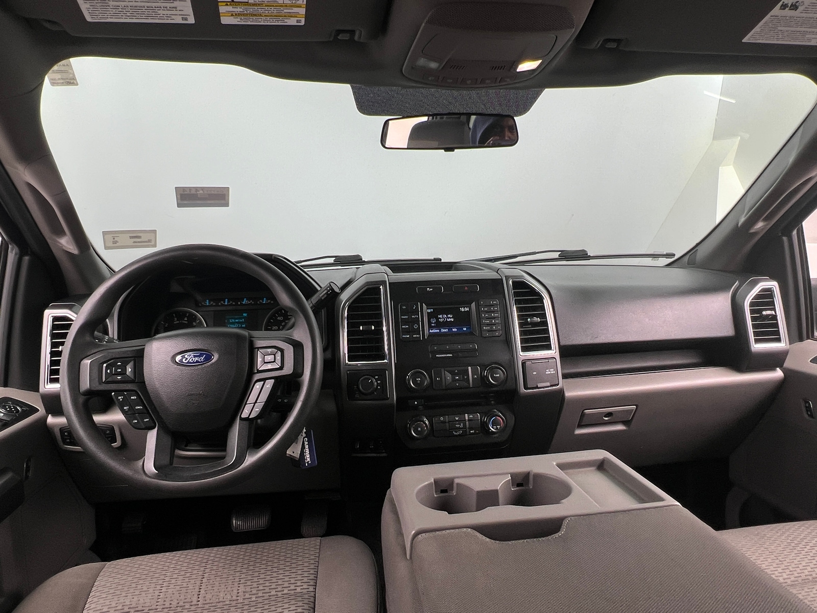 Thumbnail: 2016 Ford Econoline - 3