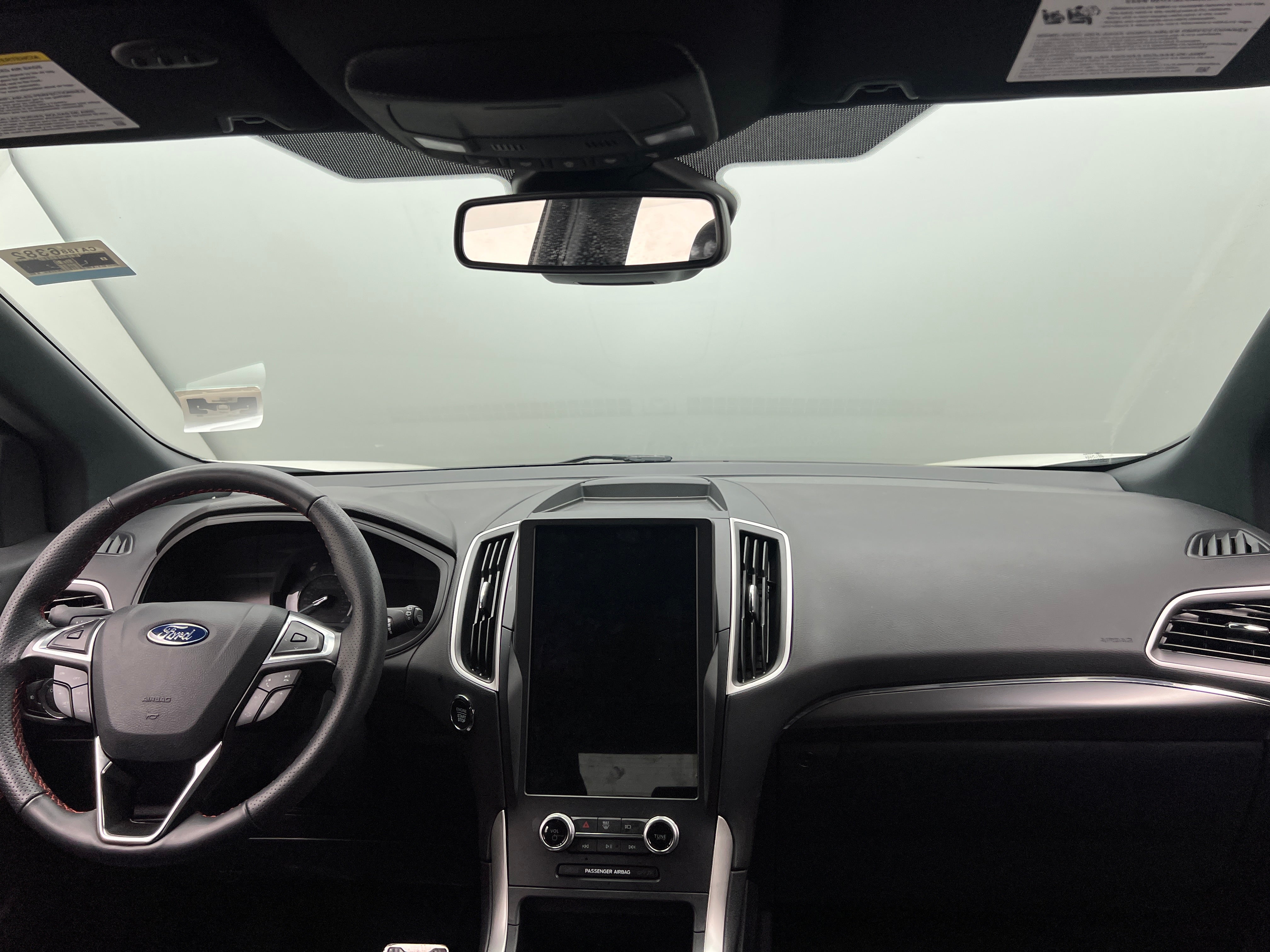 2024 Ford Edge  2
