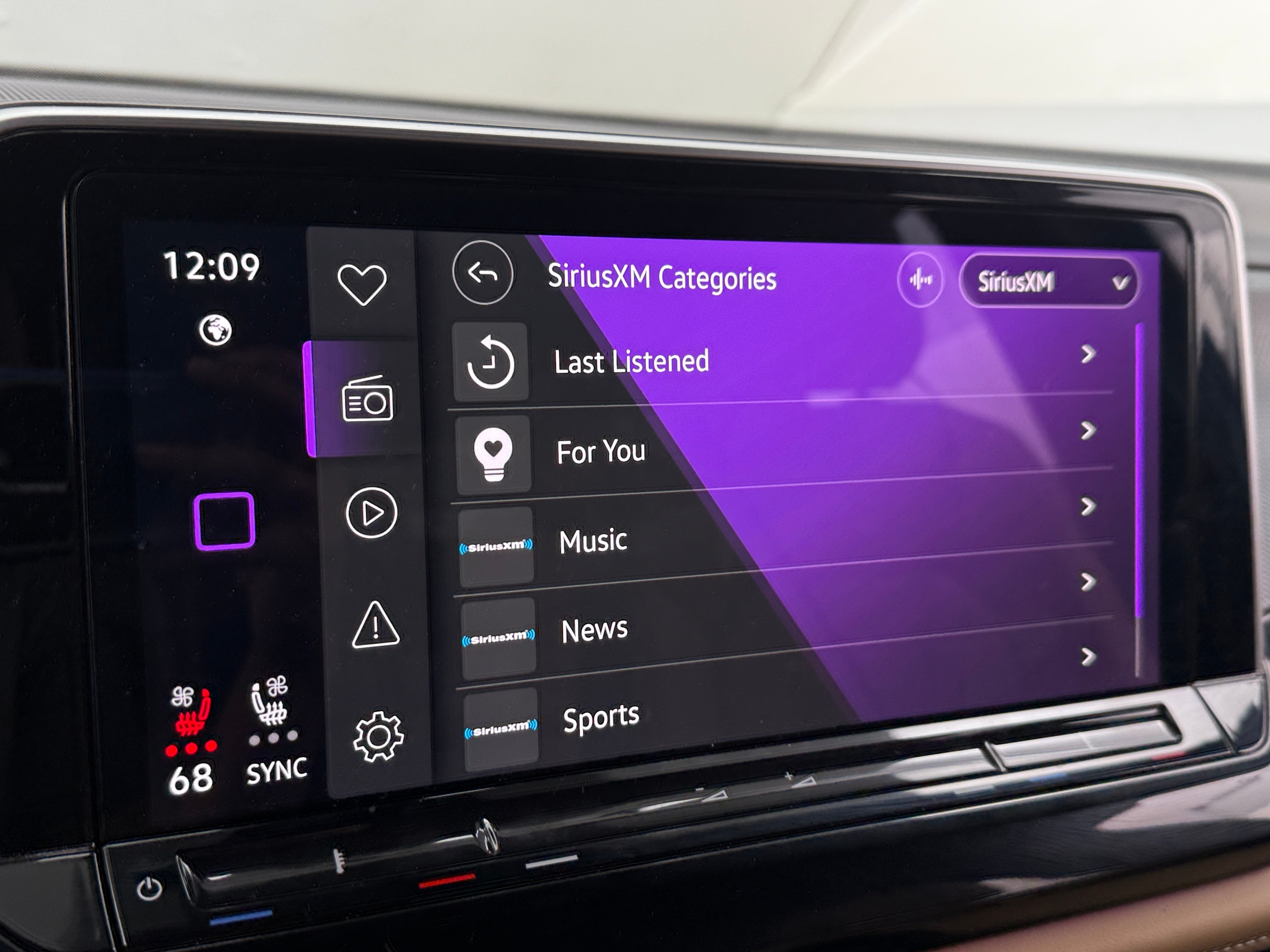 2025 Volkswagen Atlas SEL 3