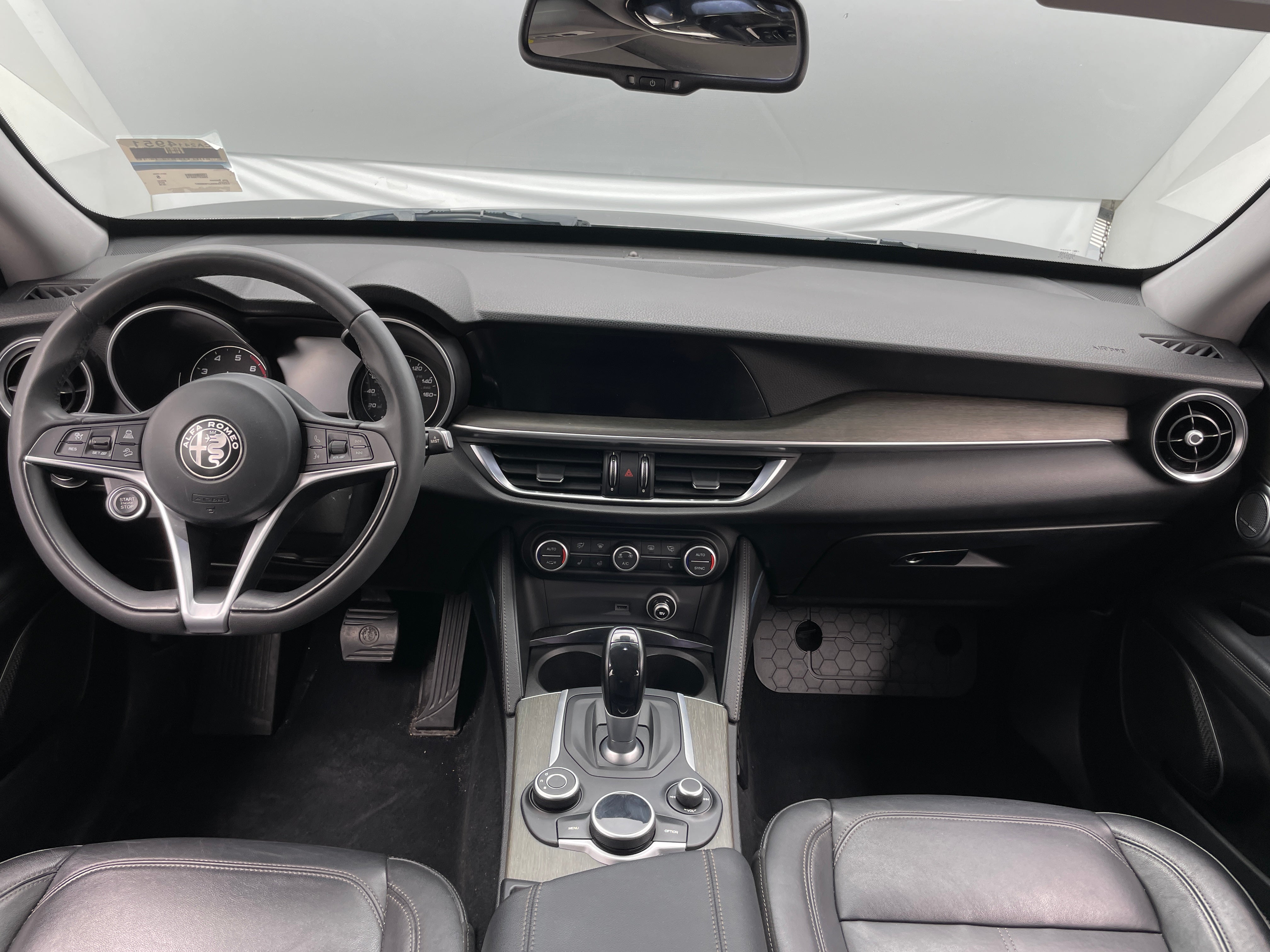 2018 Alfa Romeo Stelvio Ti 2