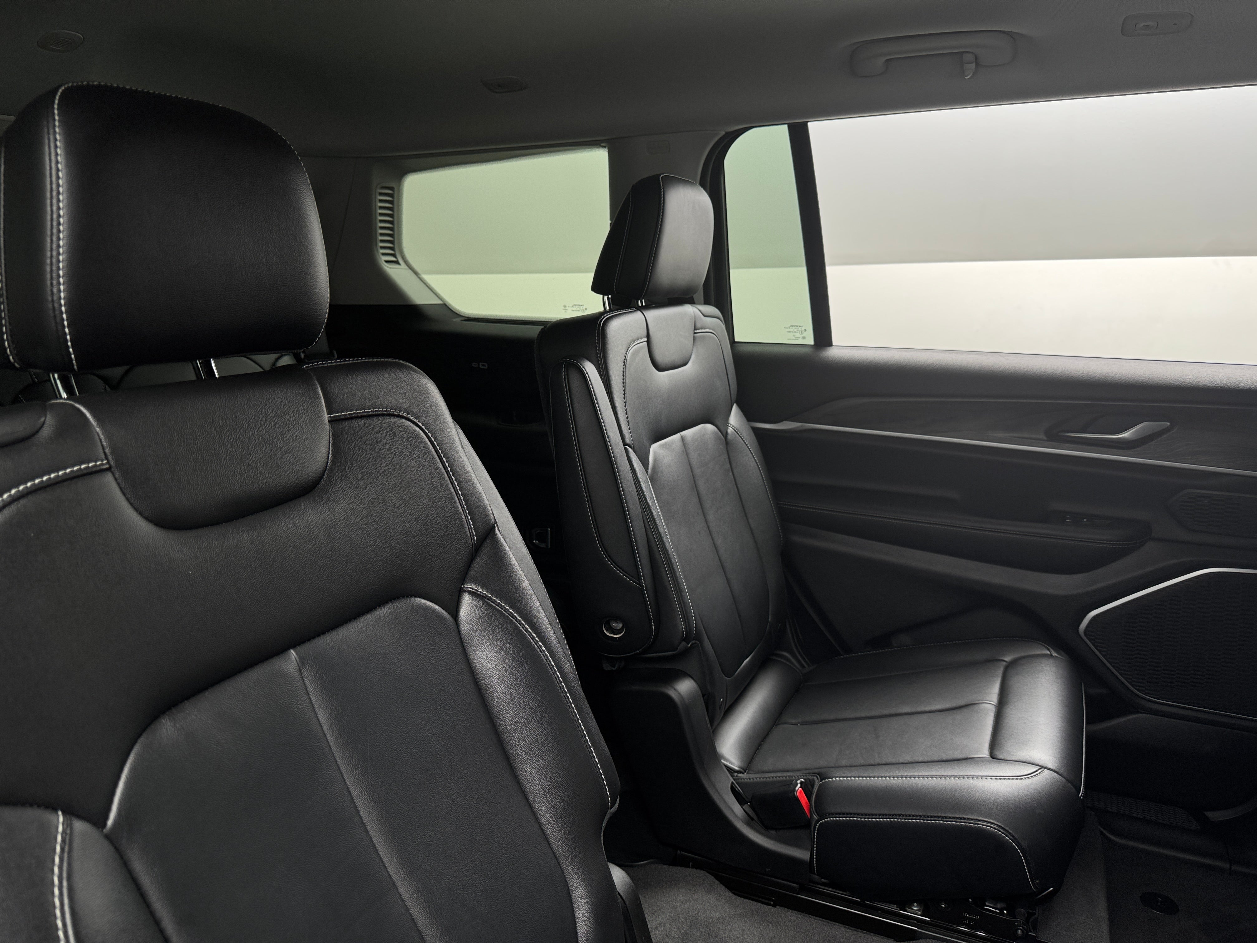 2021 Jeep Grand Cherokee L Limited Edition 5