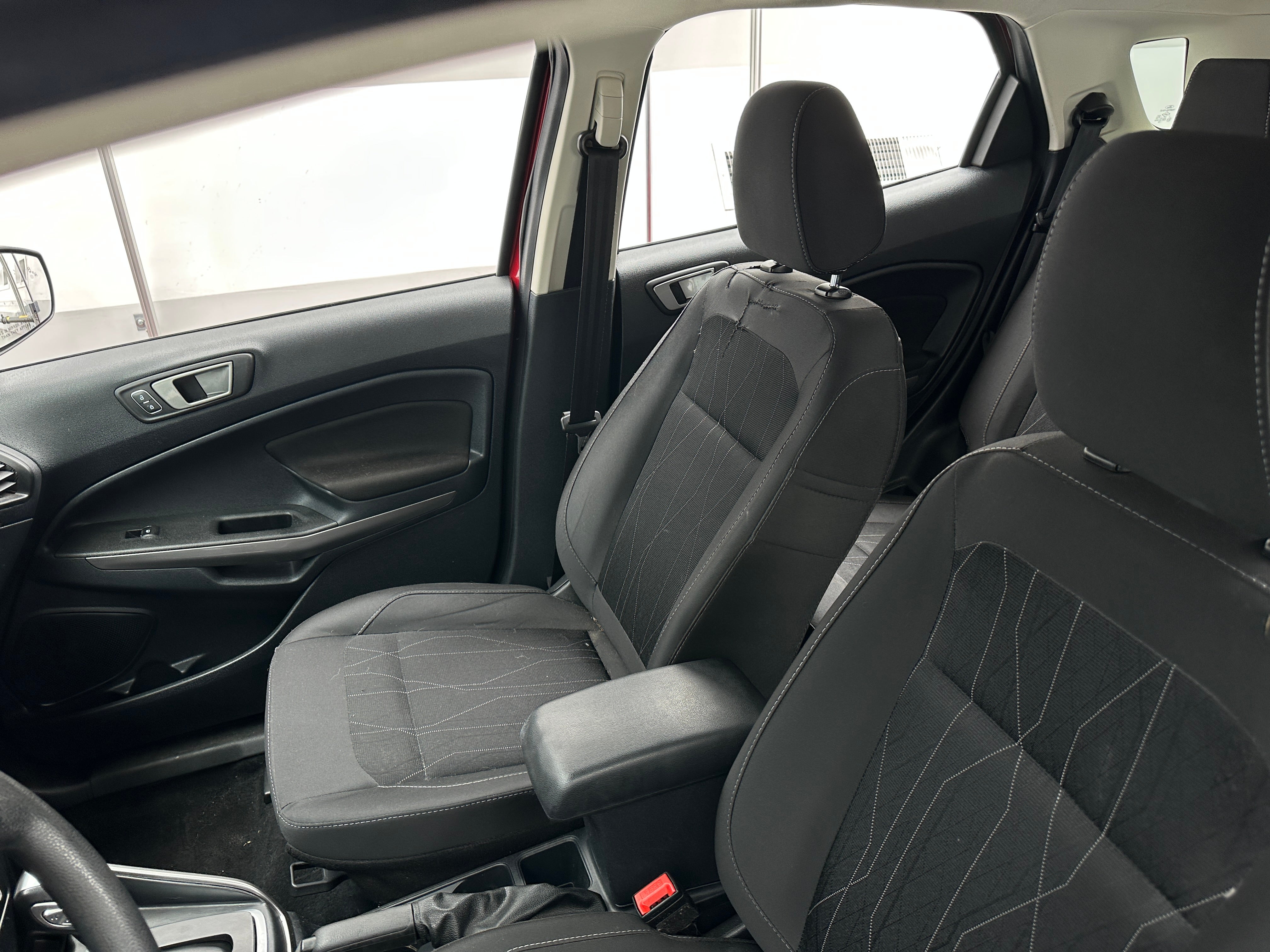 2021 Ford EcoSport SE 2