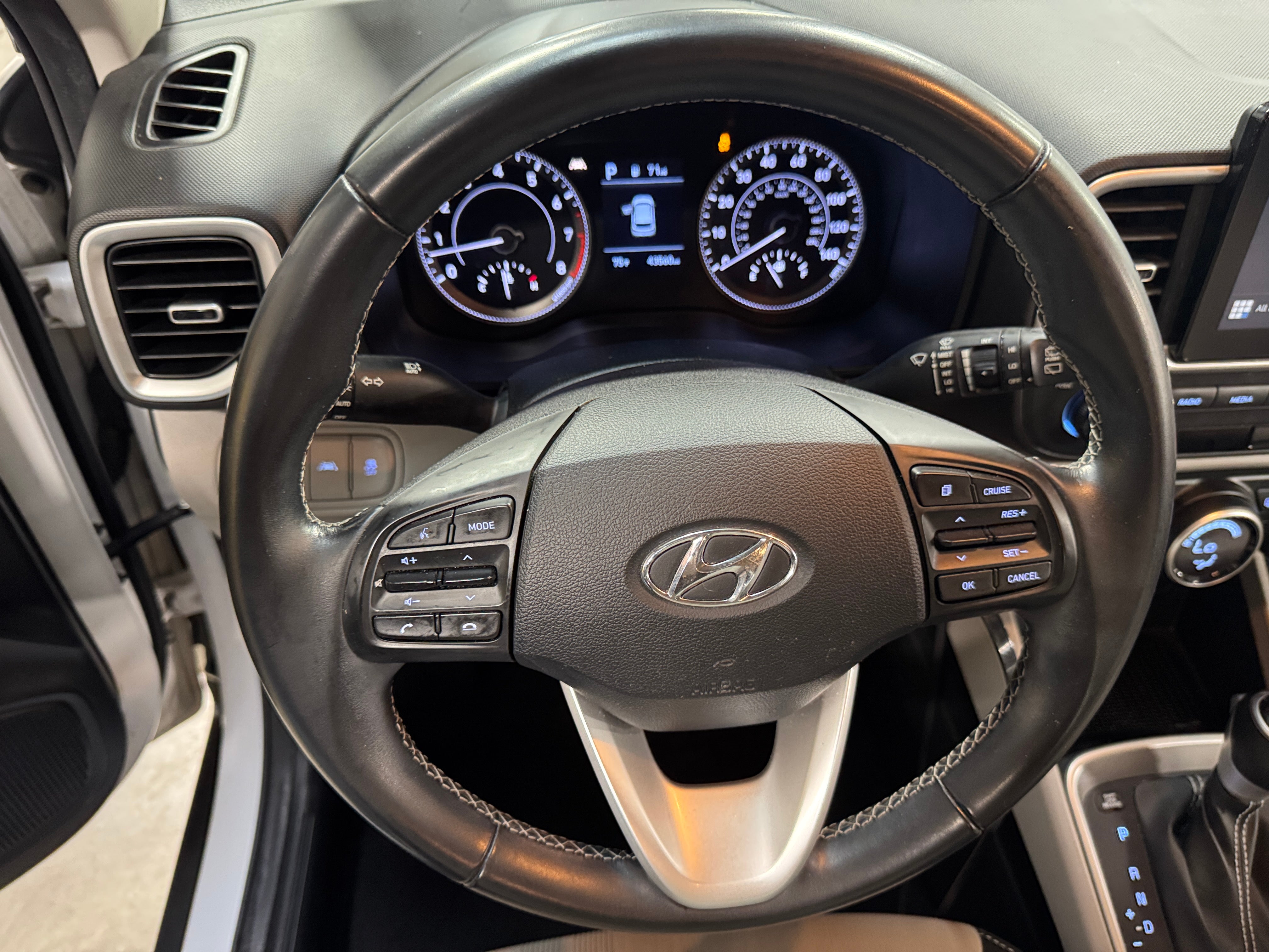 2022 Hyundai Venue SEL 5