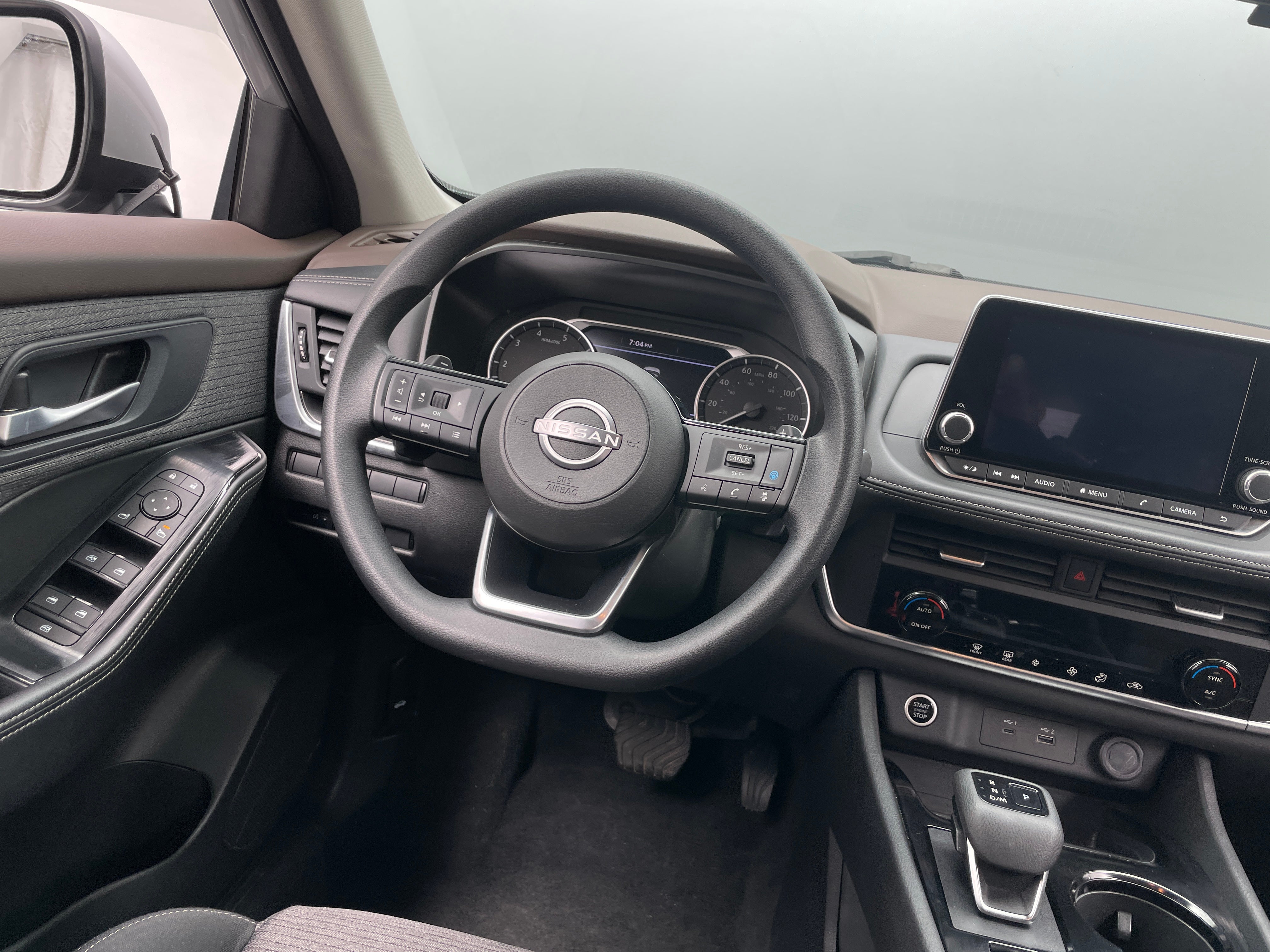 2023 Nissan Rogue SV 5