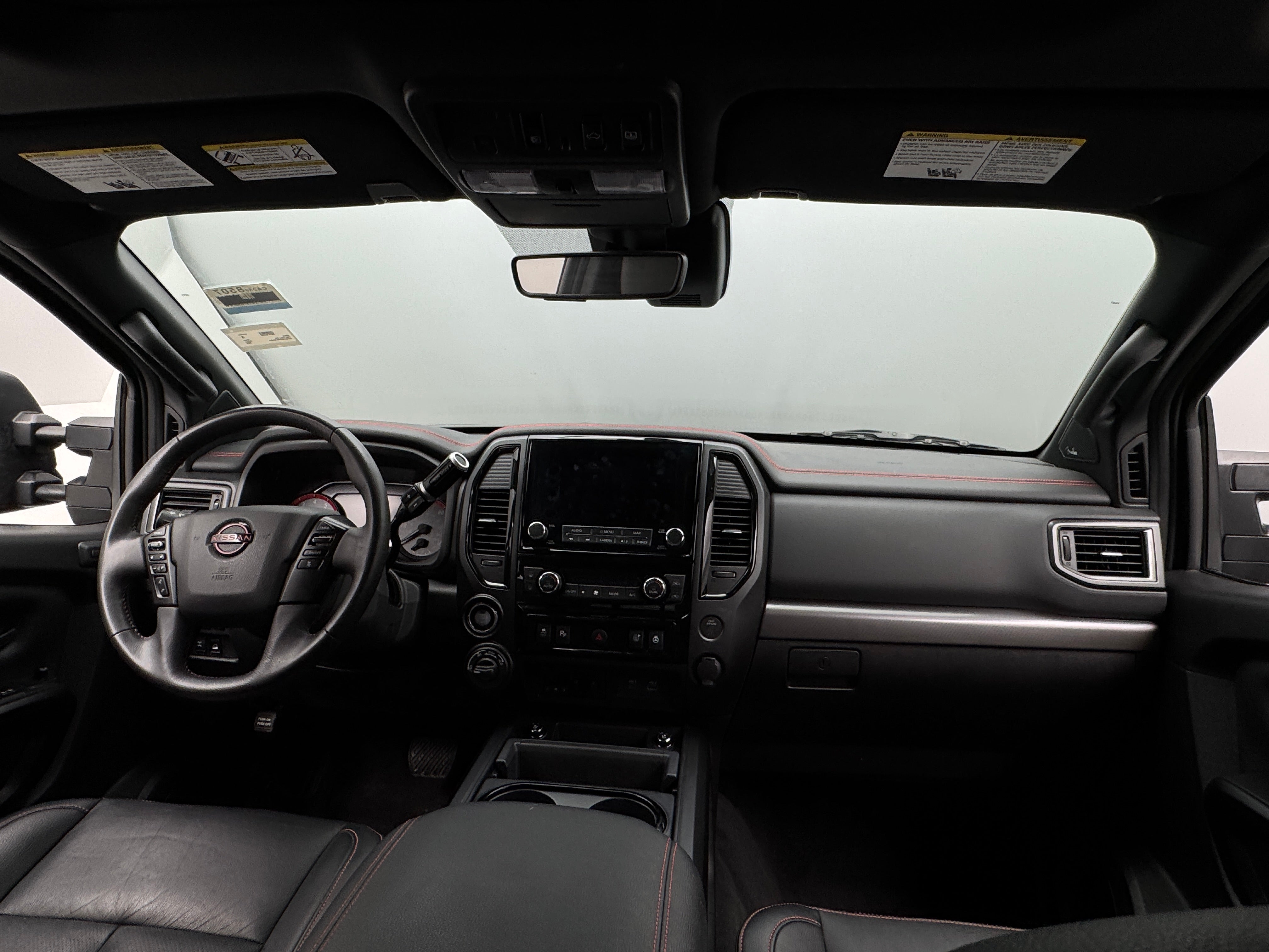 2024 Nissan Titan PRO-4X 3