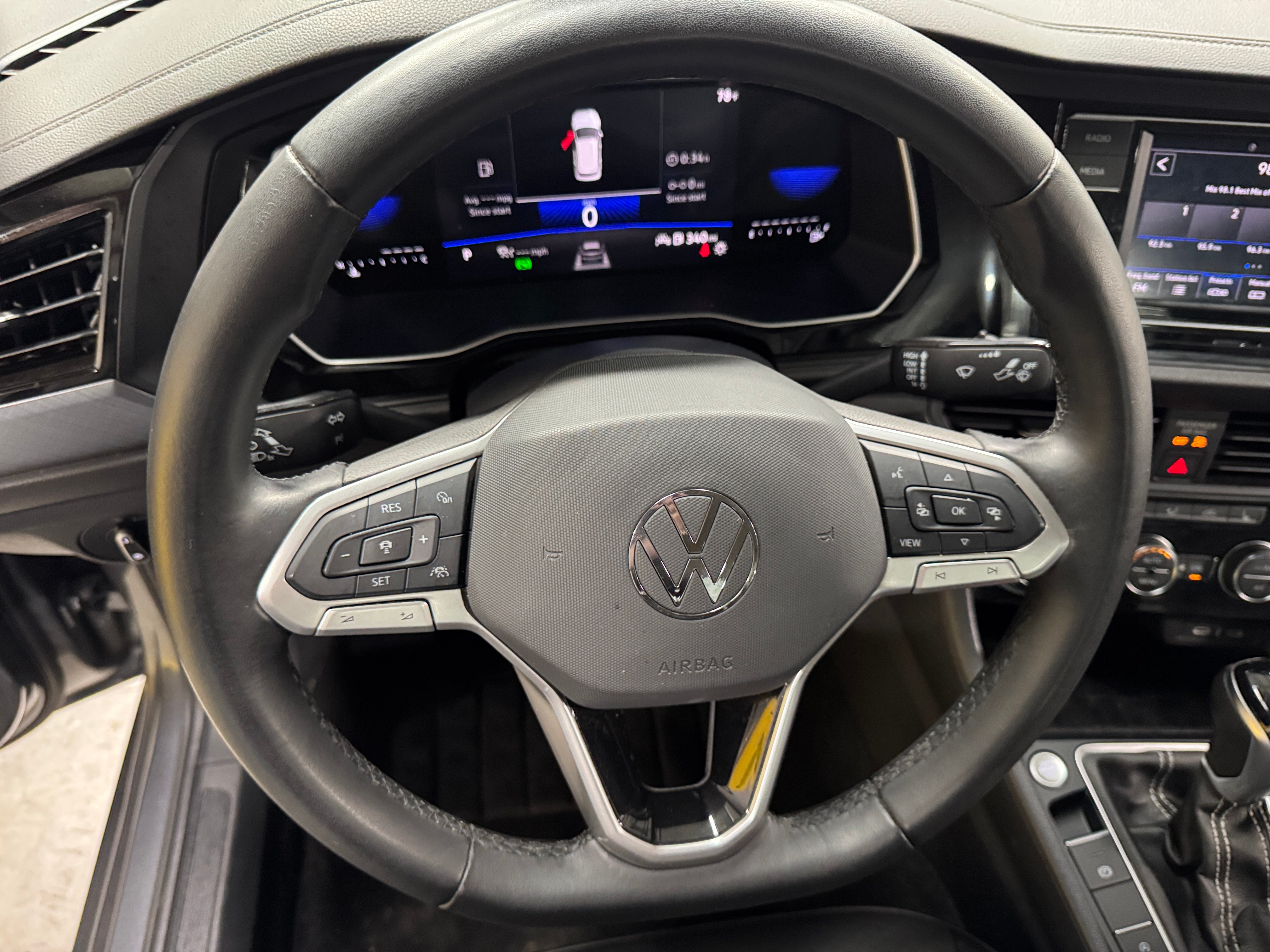 2024 Volkswagen Jetta SE 4