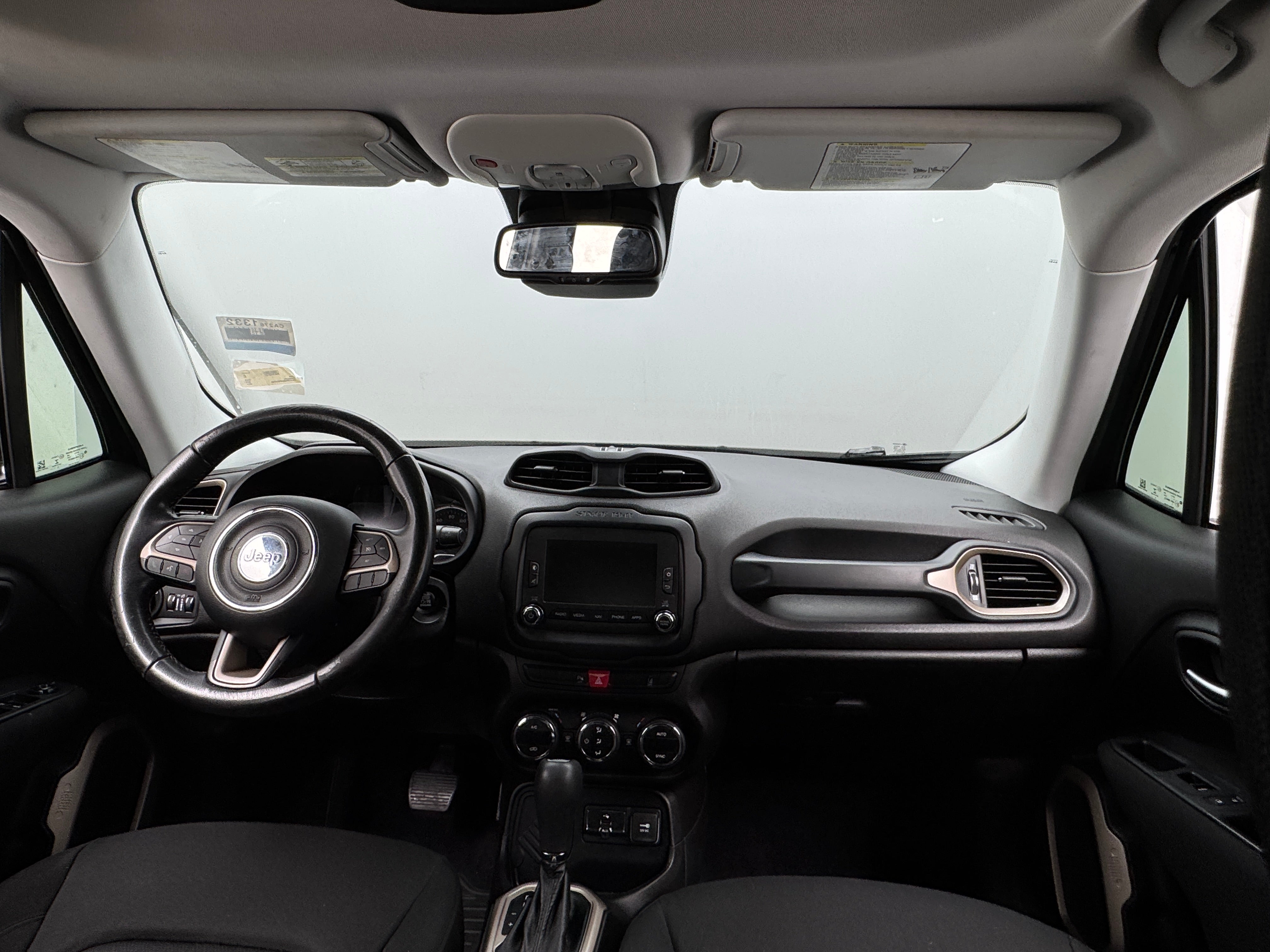 Thumbnail: 2017 Jeep Renegade - 3