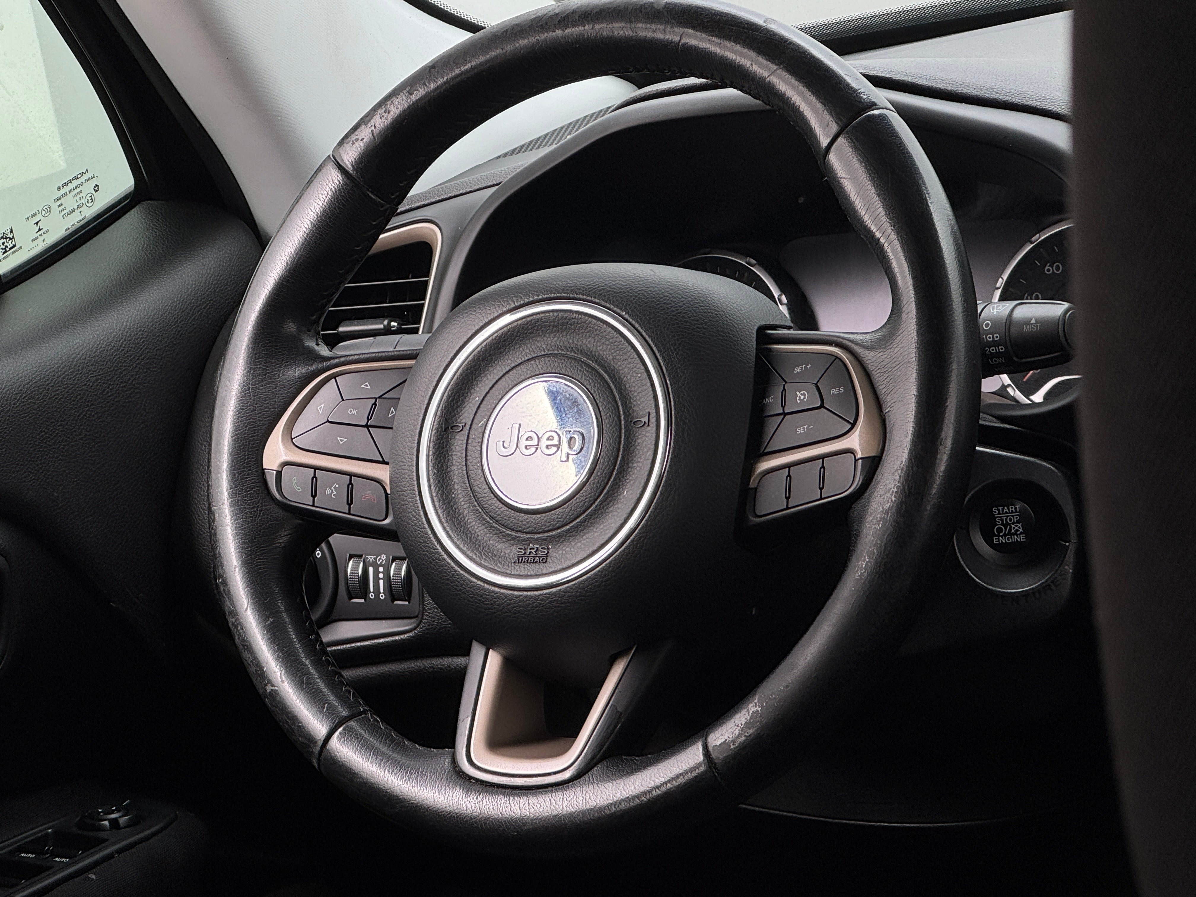 Thumbnail: 2017 Jeep Renegade - 5