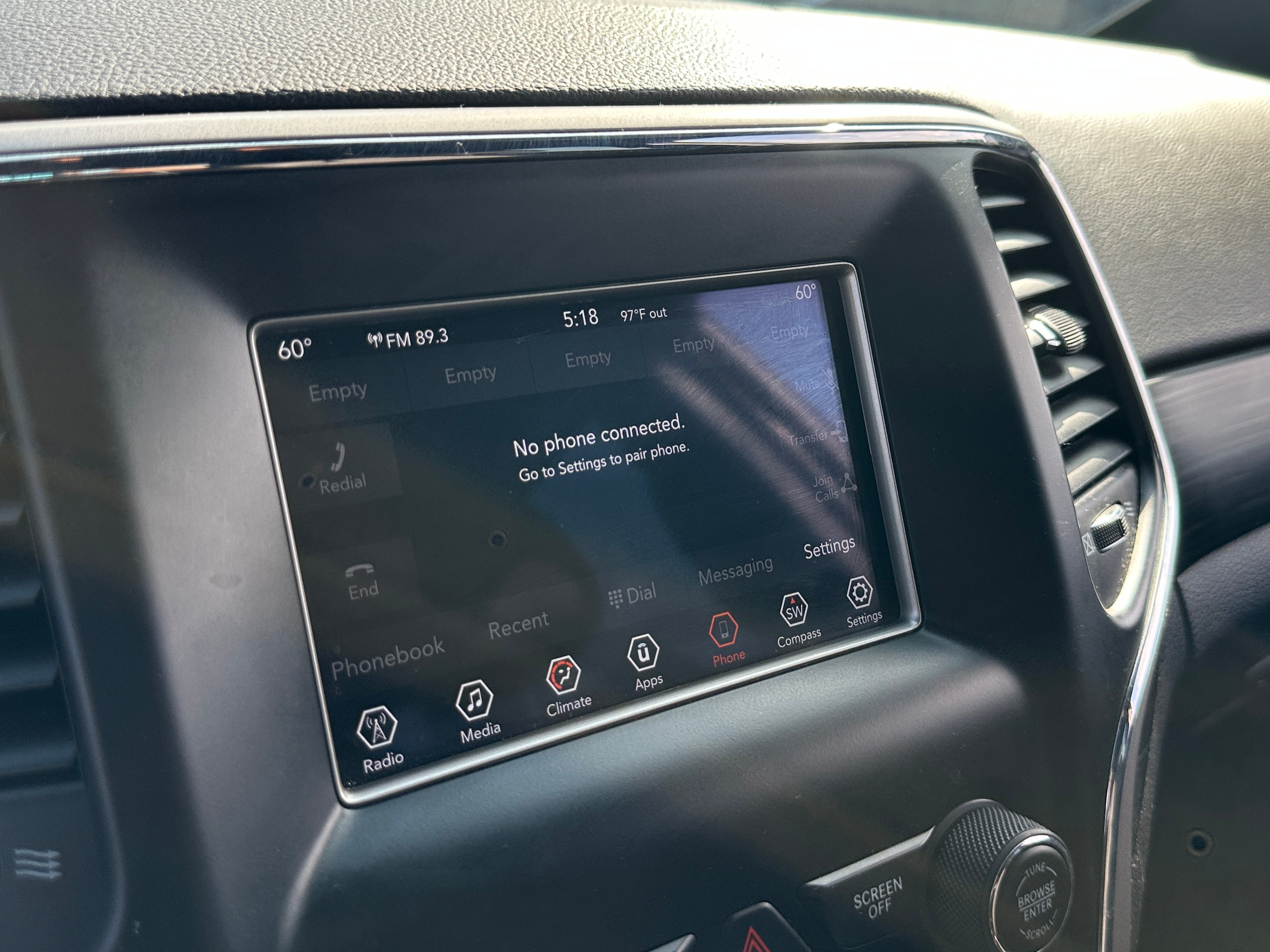 2019 Jeep Grand Cherokee Laredo 4