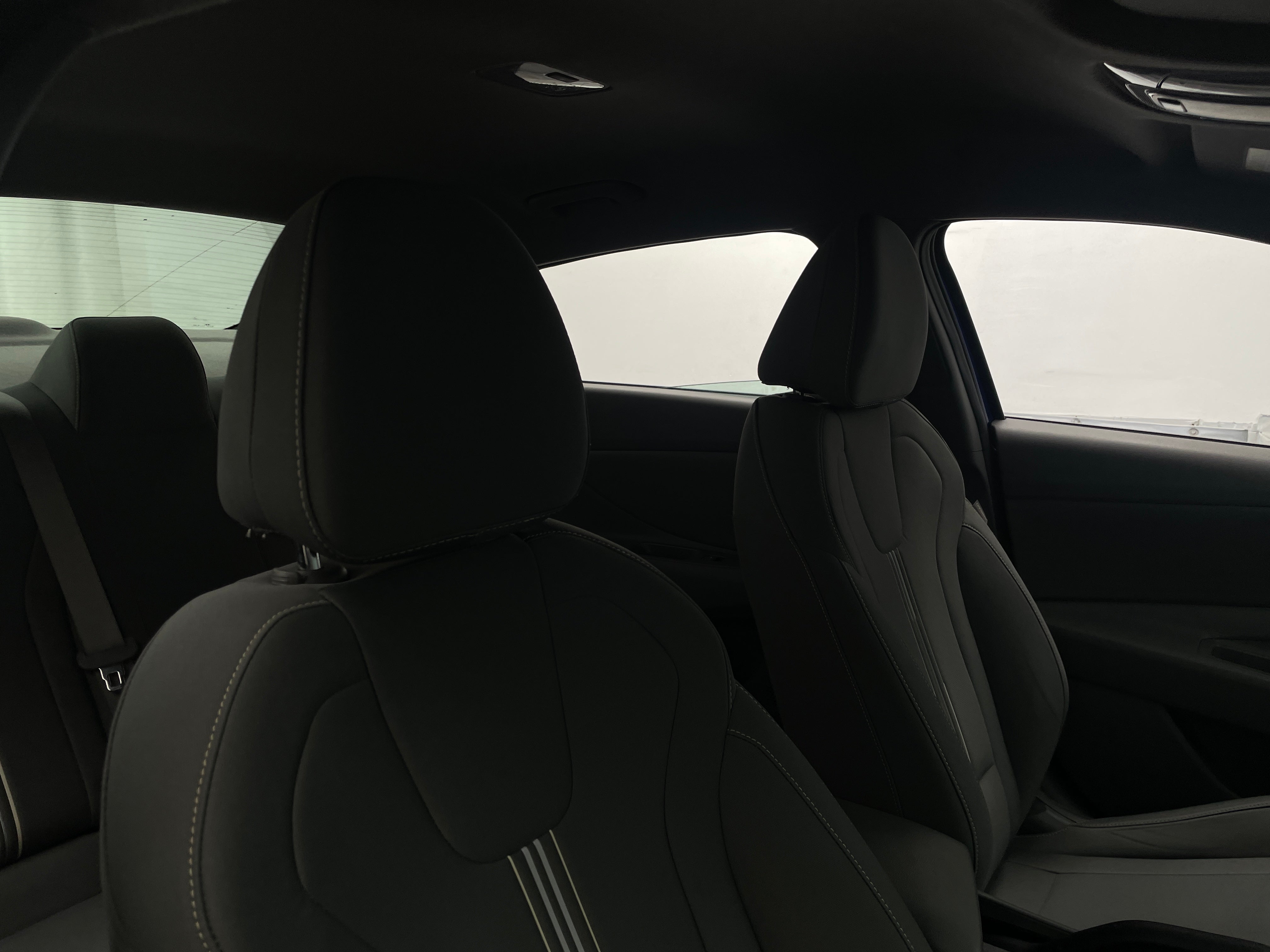 2022 Hyundai Elantra SEL 2
