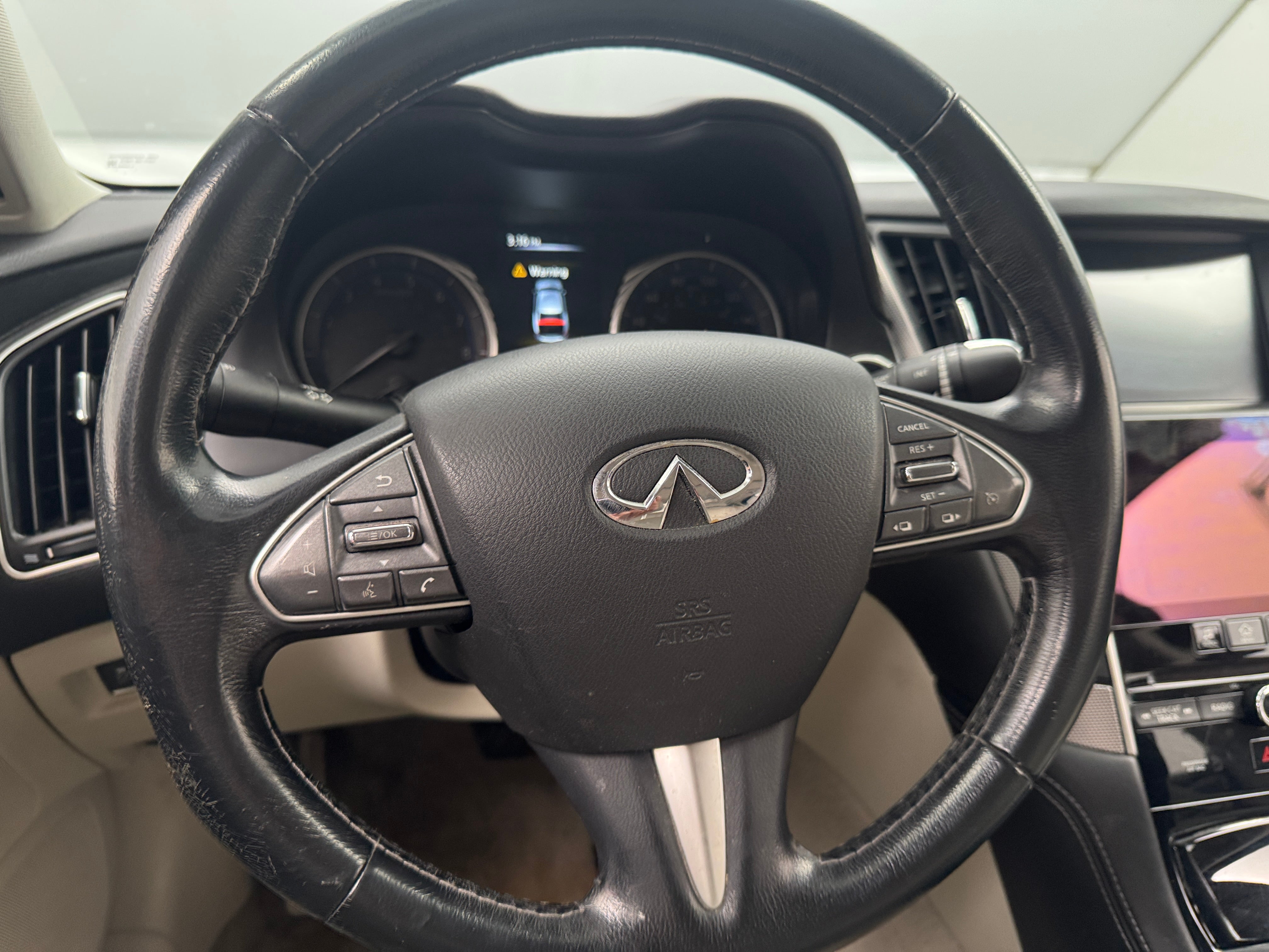 2015 INFINITI Q50  5
