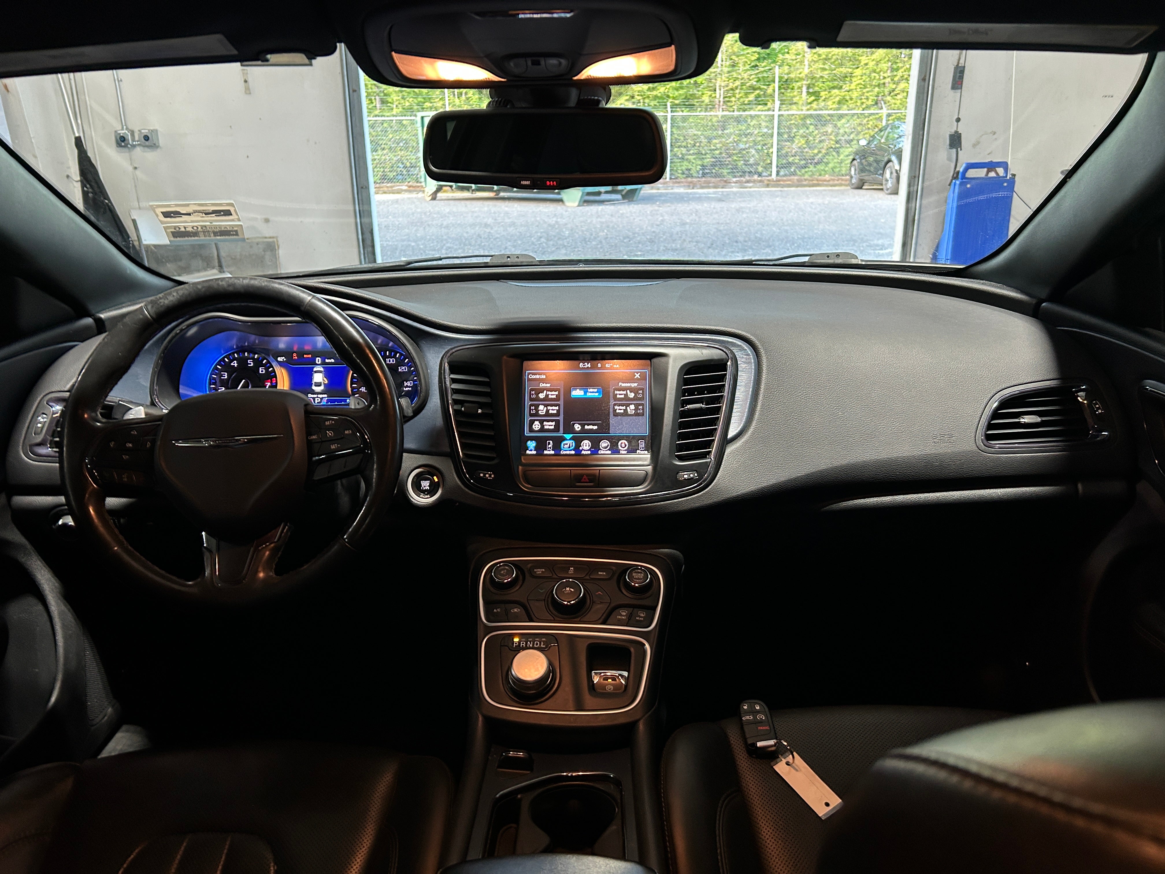 2016 Chrysler 200 S 2