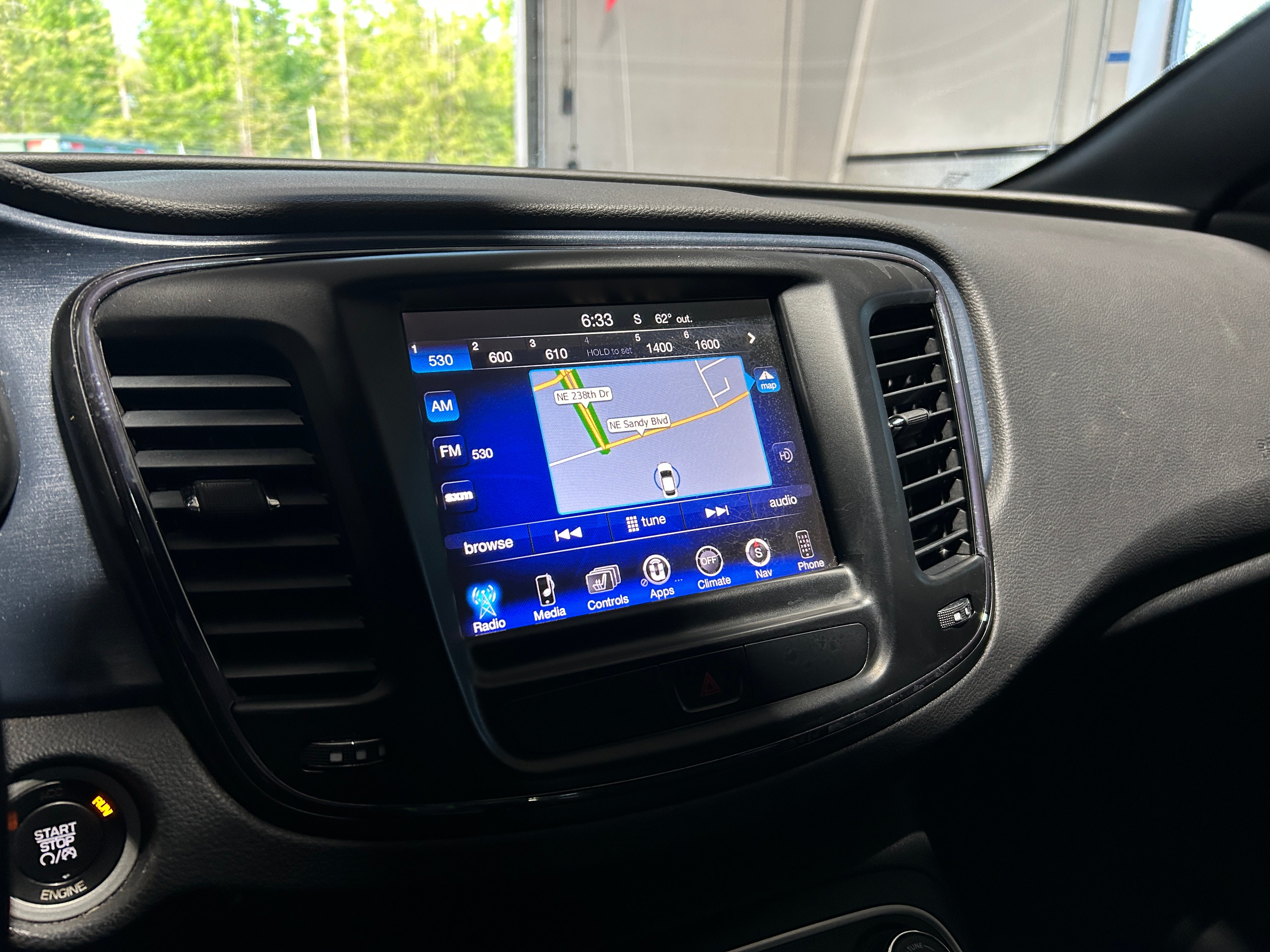 2016 Chrysler 200 S 3
