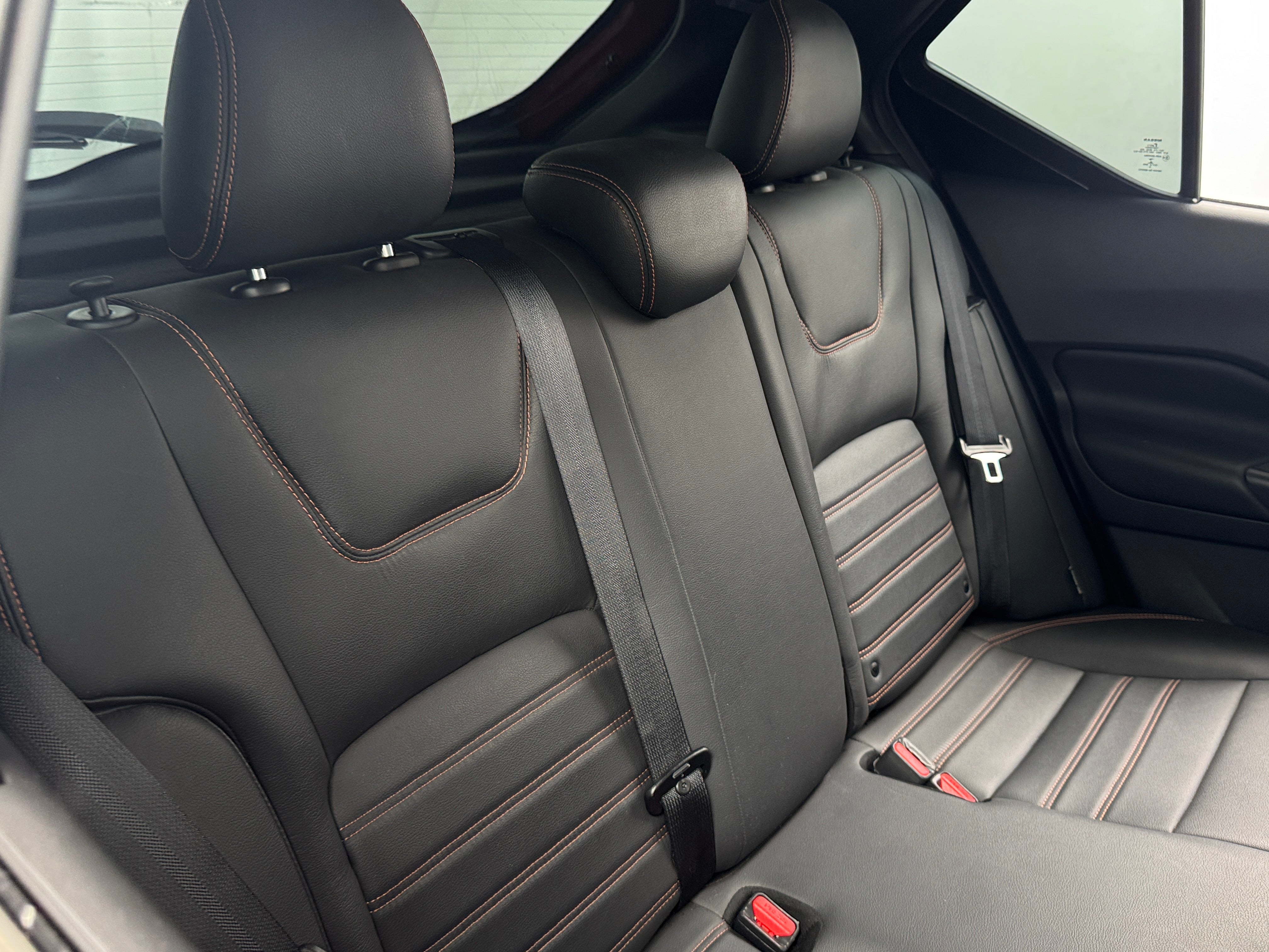 2020 Nissan Kicks SR 6