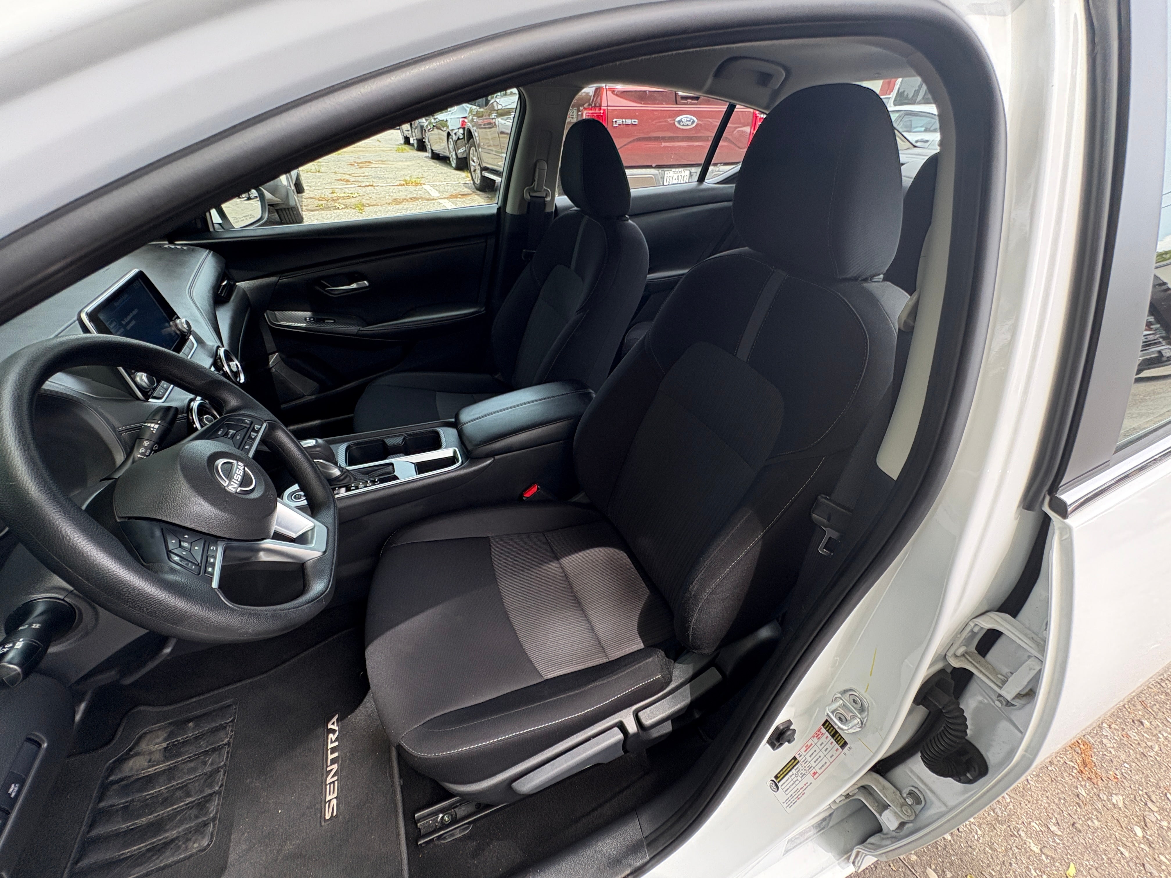 2024 Nissan Sentra SV 2