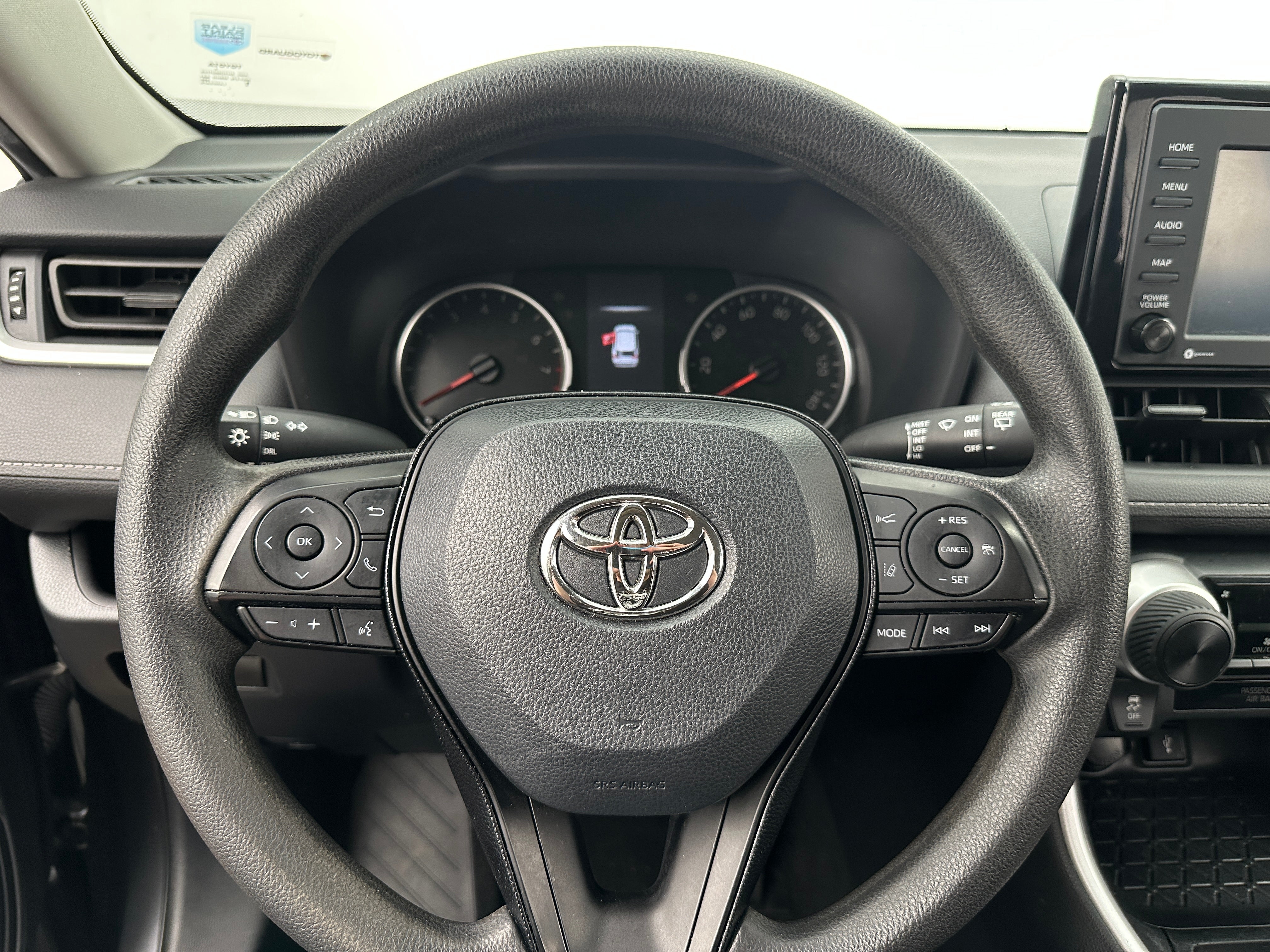 2021 Toyota RAV4 LE 5