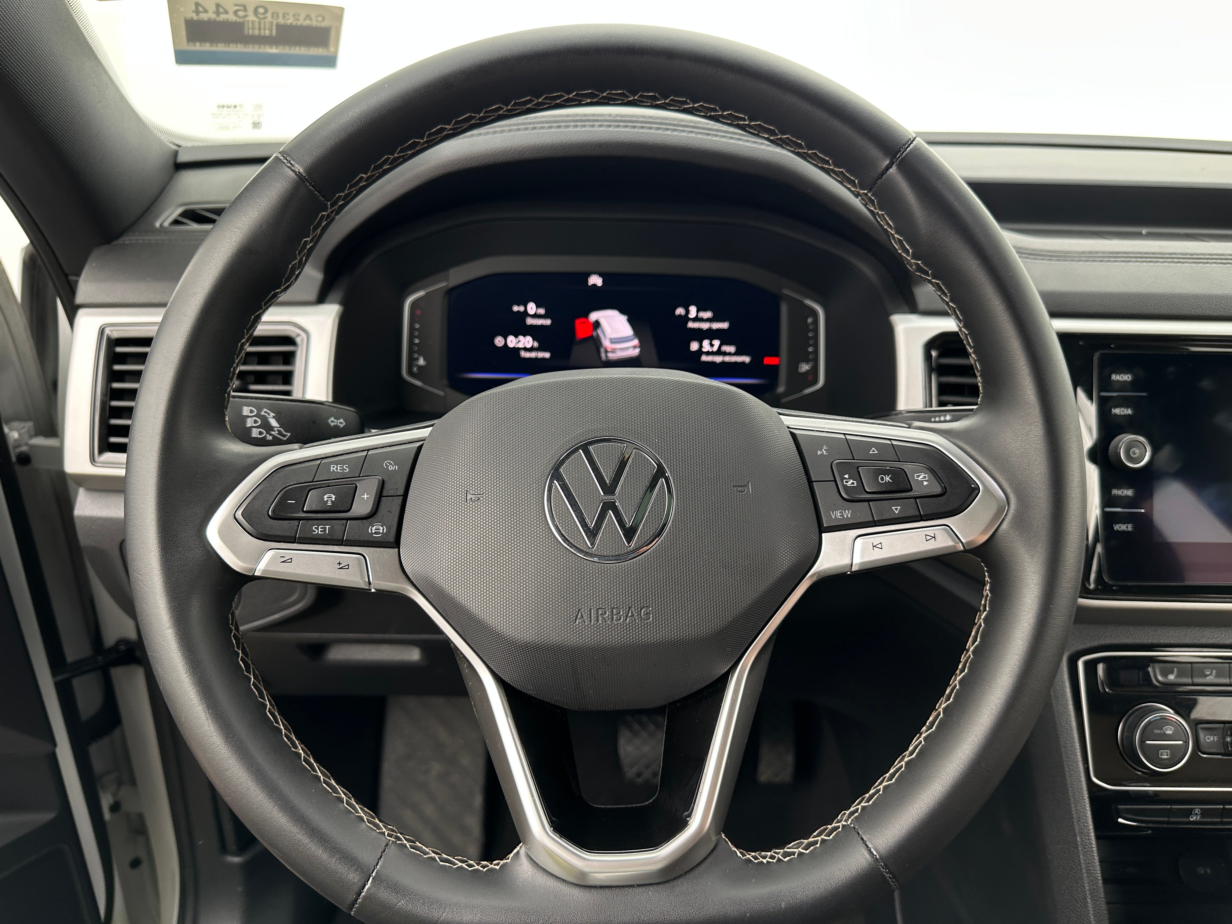 2022 Volkswagen Atlas SE 4
