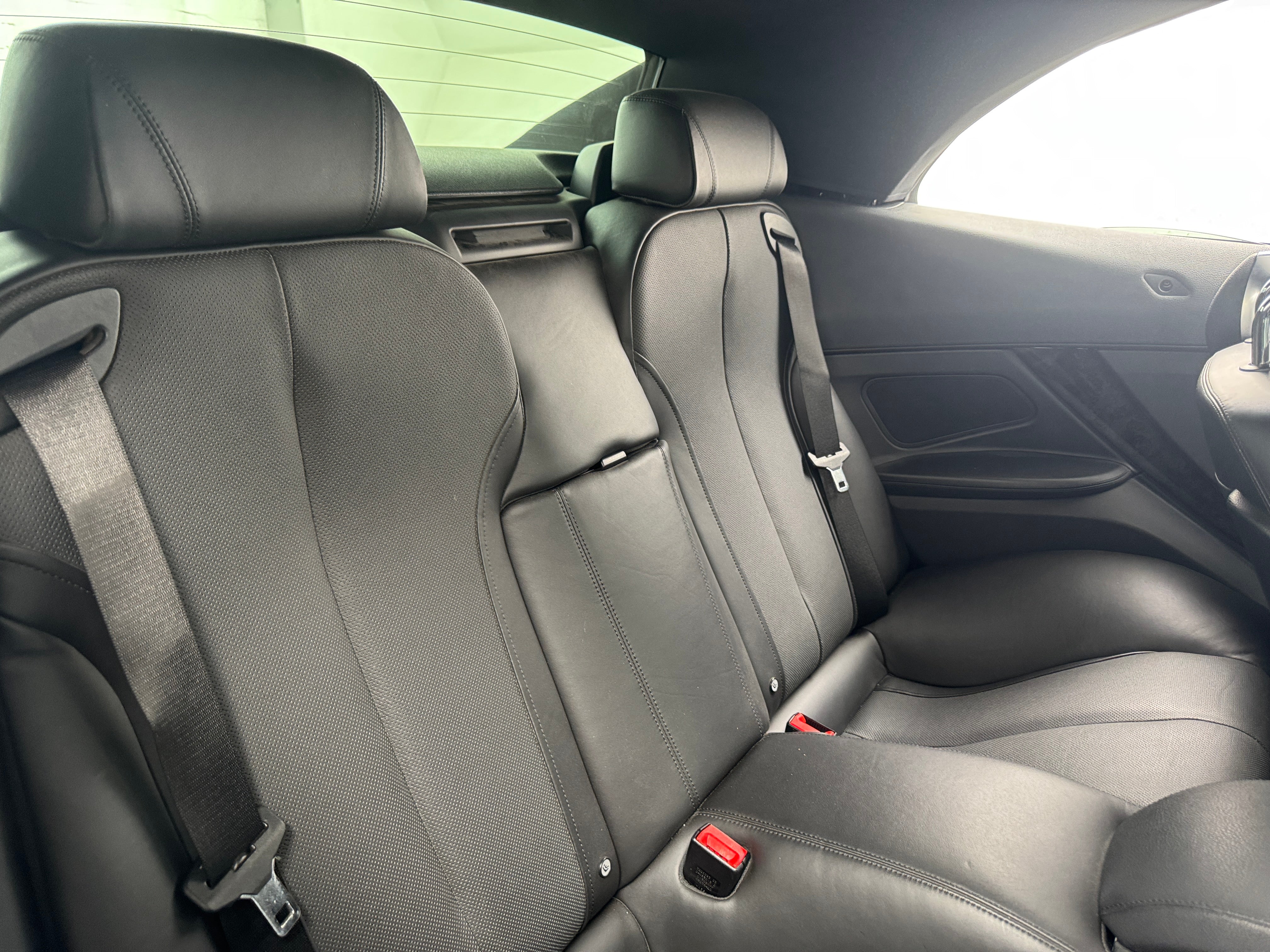 2012 BMW 6 Series 650i 5
