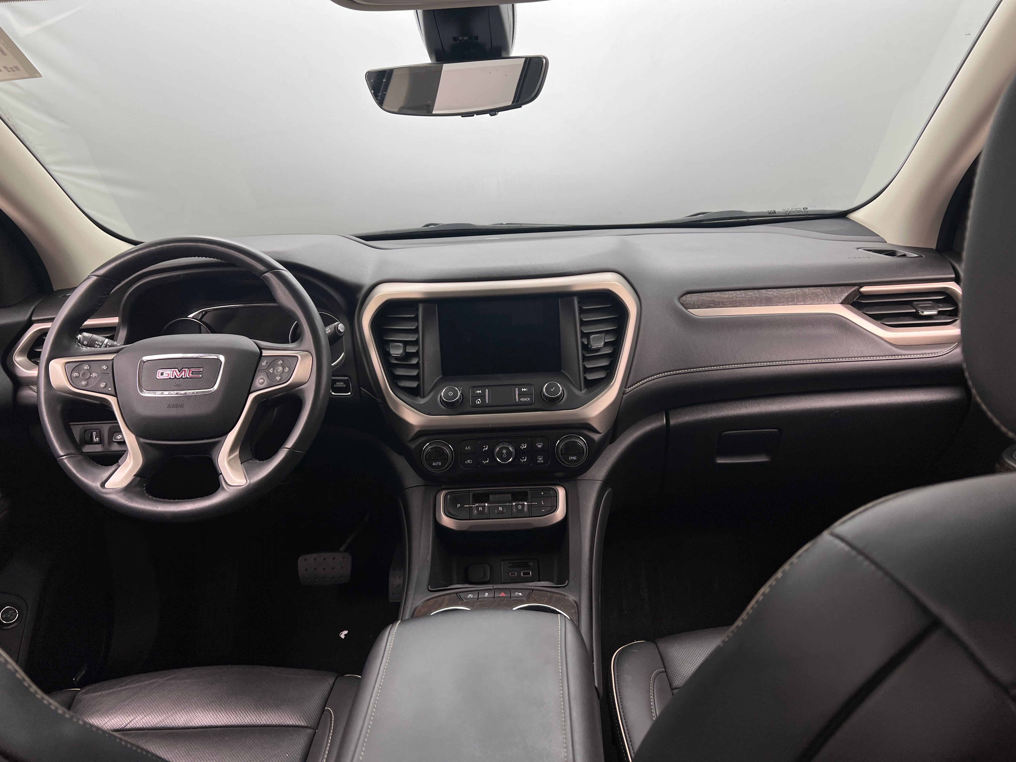 2021 GMC Acadia Denali 2