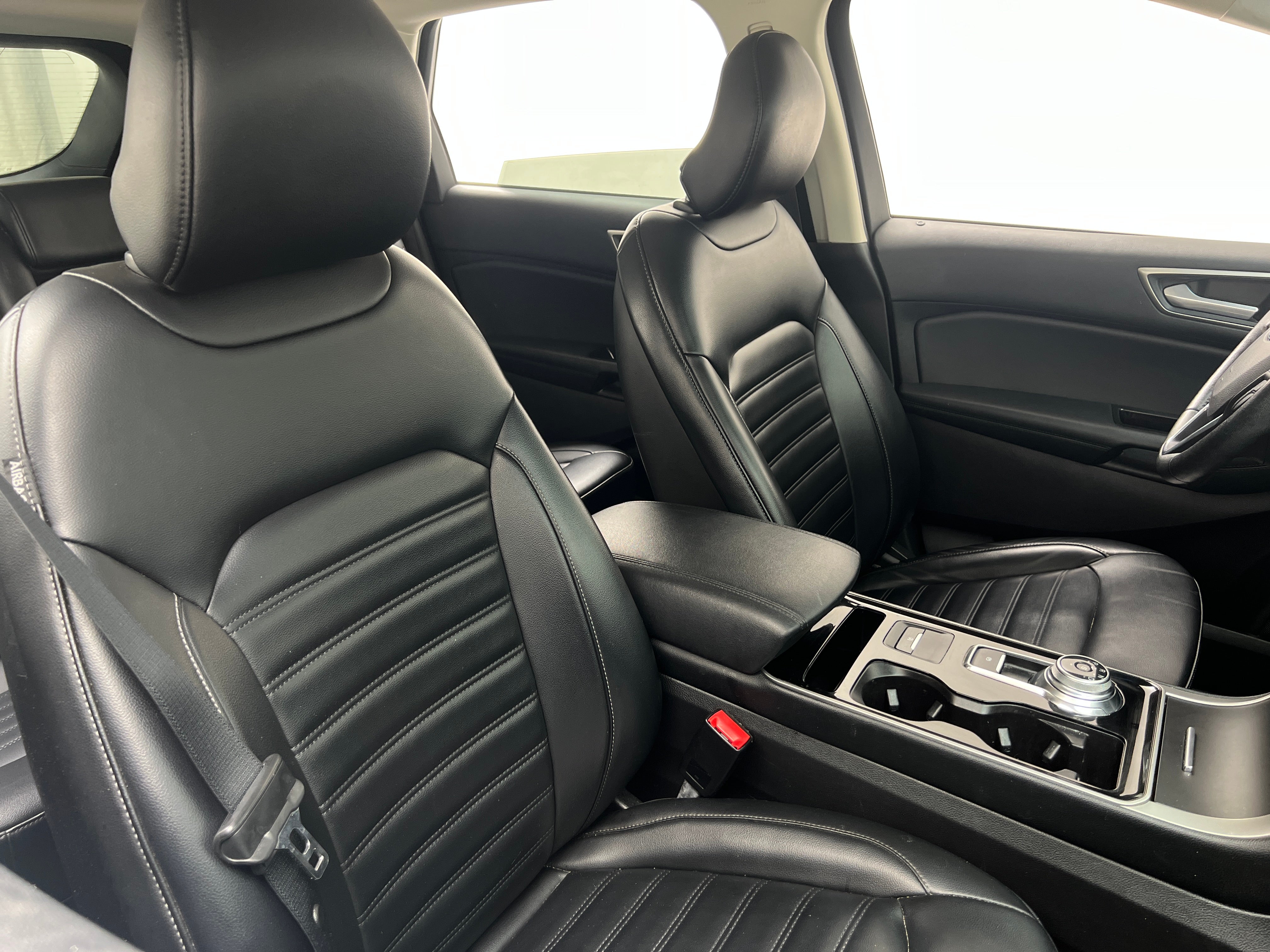 2019 Ford Edge SEL 2