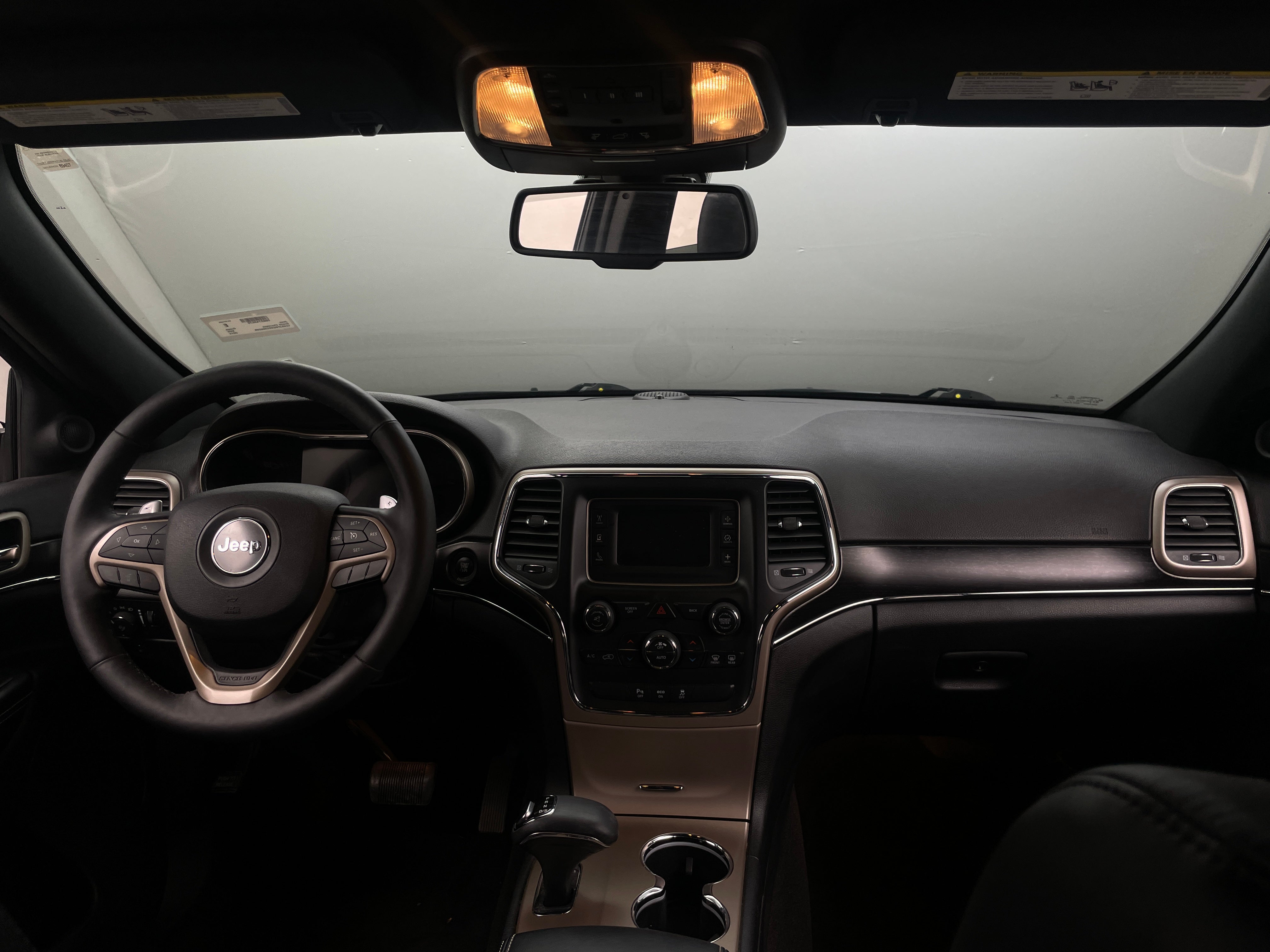 2014 Jeep Grand Cherokee Limited Edition 2