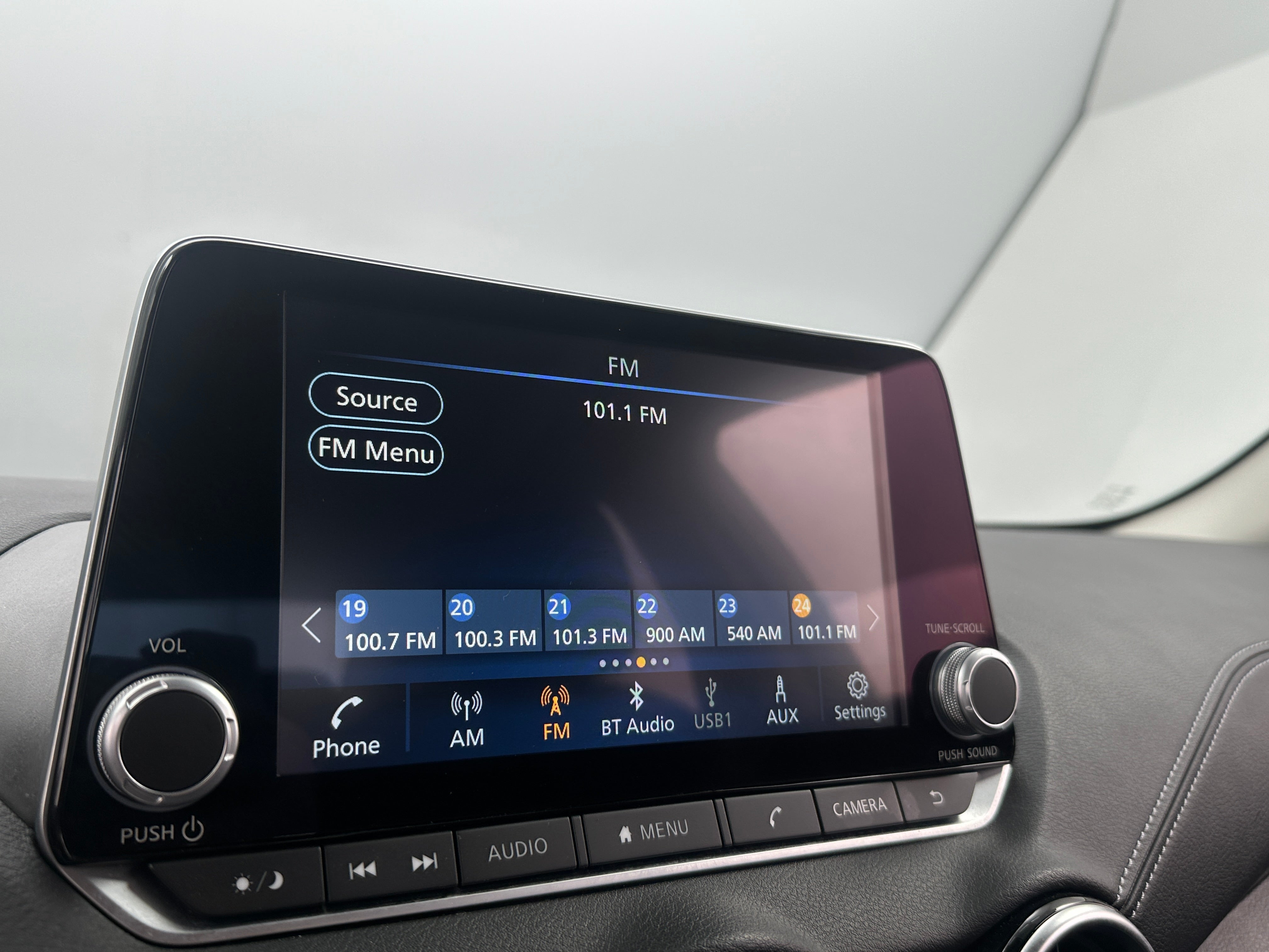 2024 Nissan Sentra SV 4