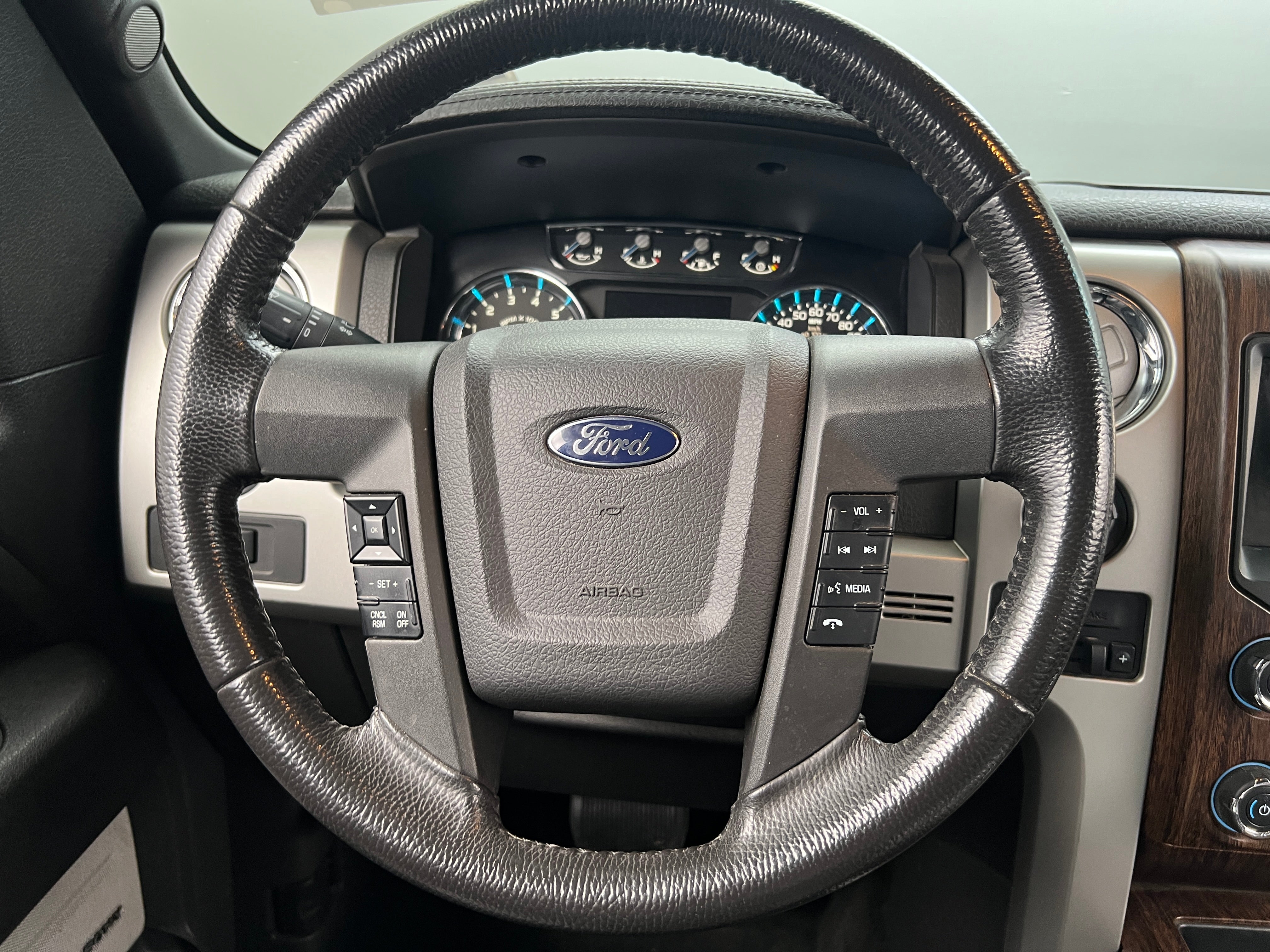 2013 Ford Econoline E-150 4